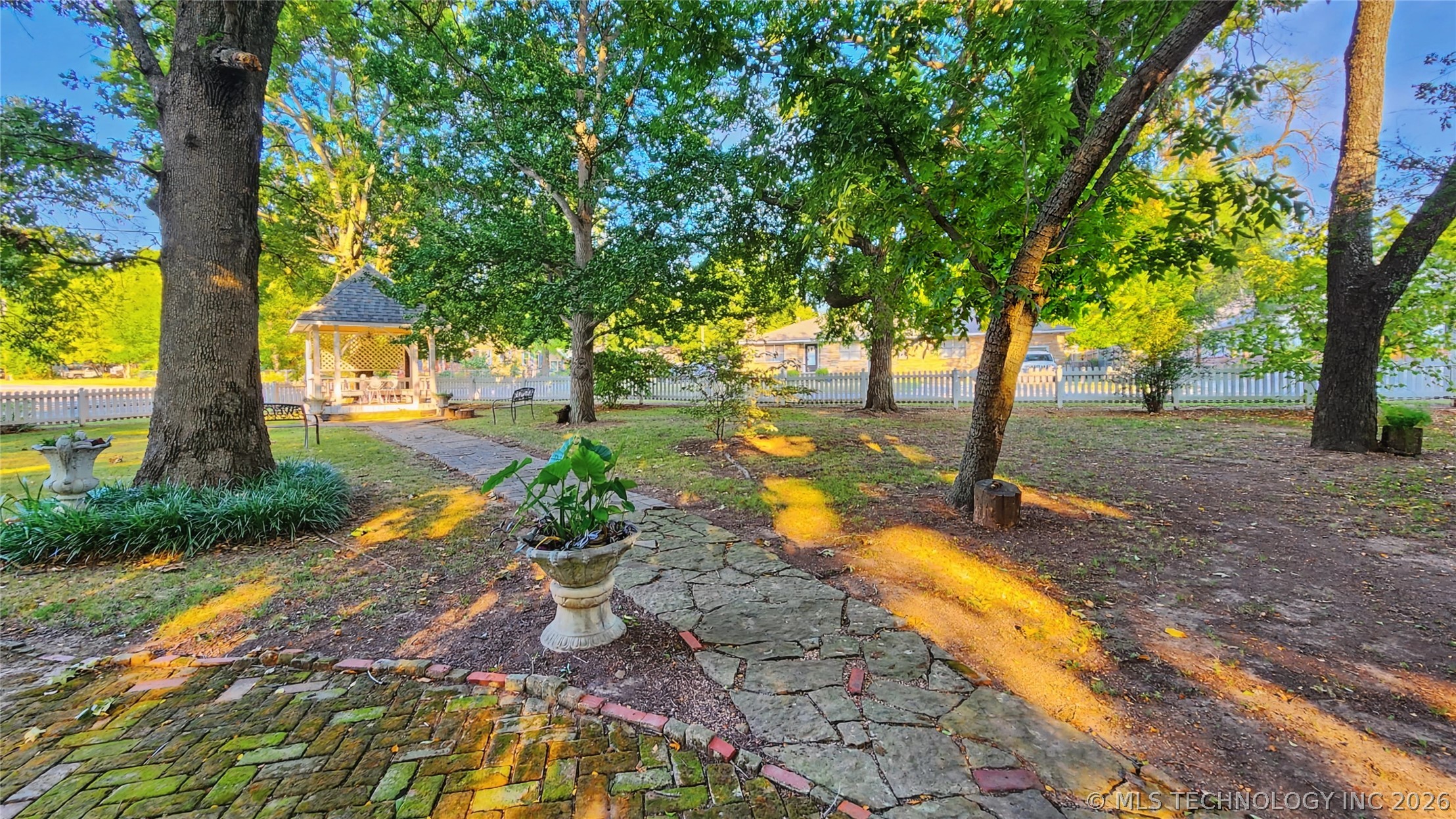 224 W Chickasaw Street Tahlequah OK 74464