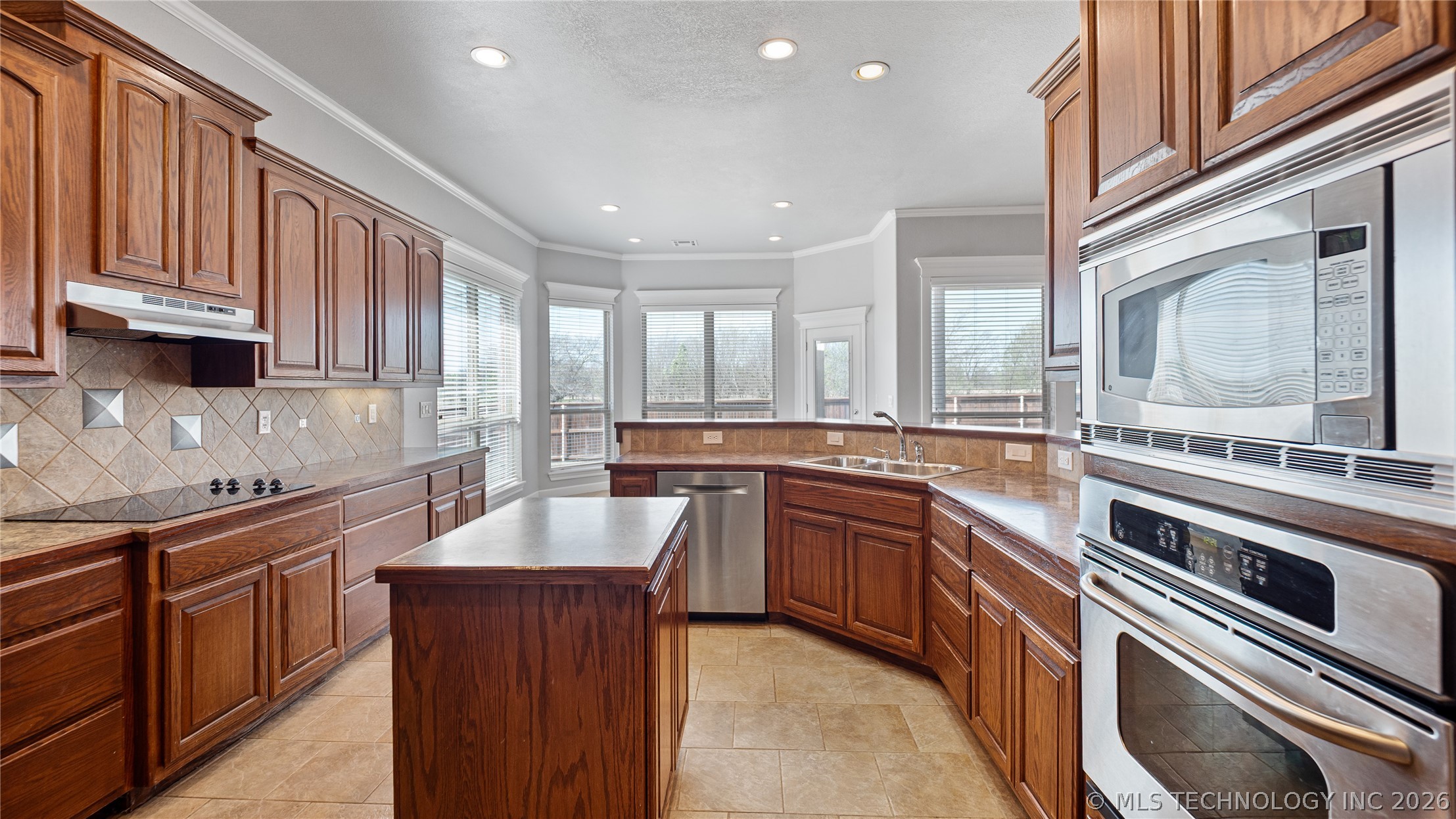 4301 N Walnut Avenue Broken Arrow OK 74012