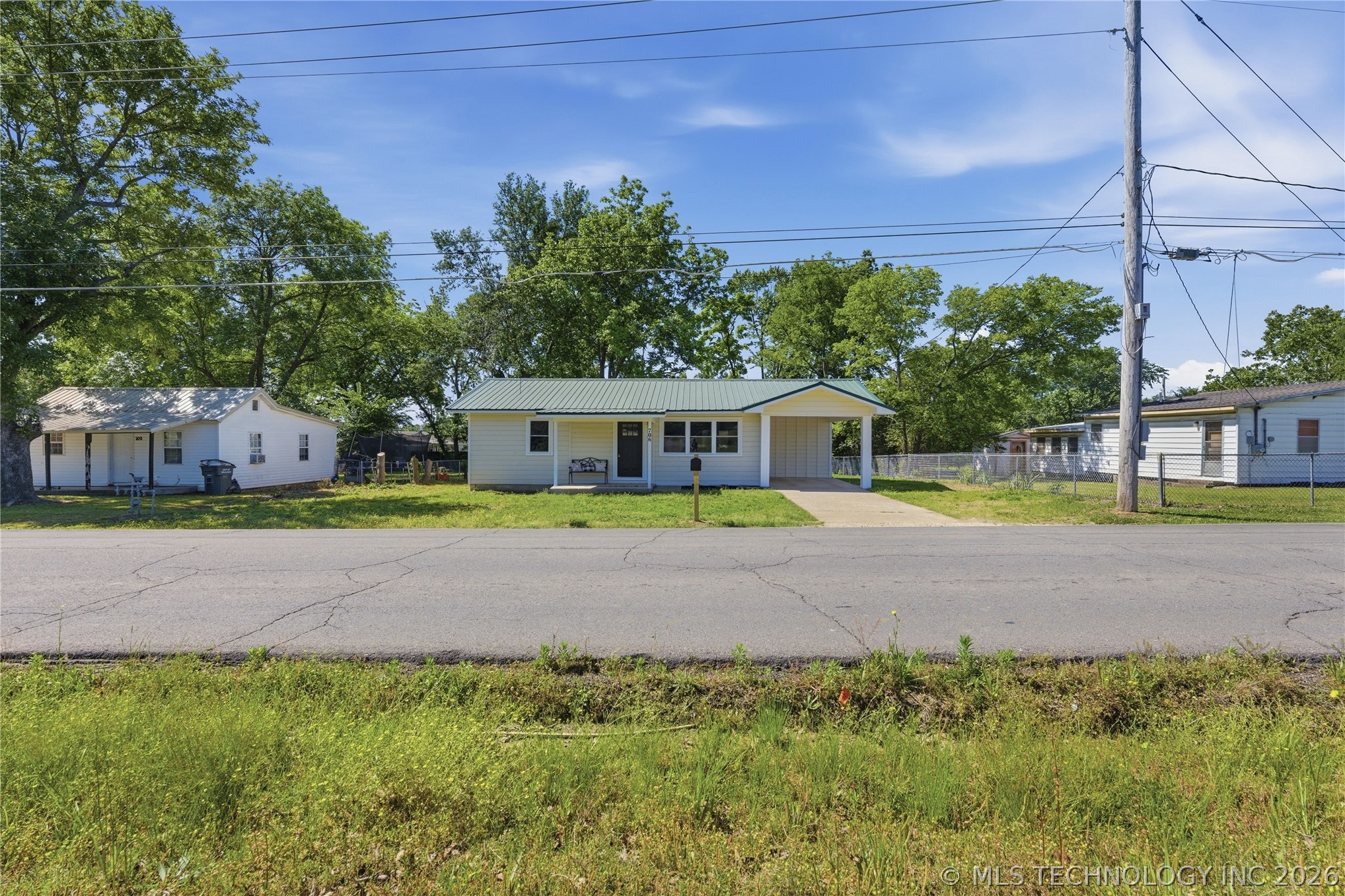 706 E Redwood Avenue N Sallisaw OK 74955