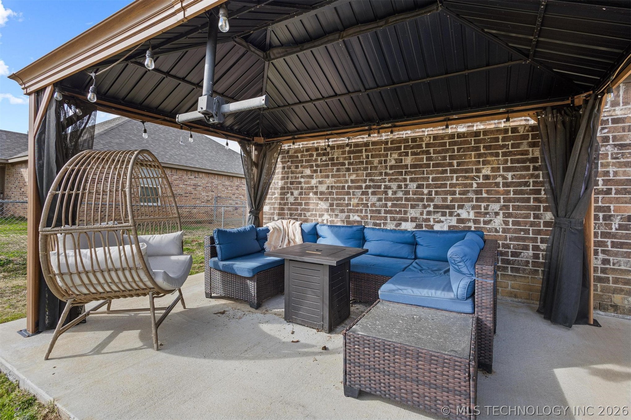 96 Dawson Drive Calera OK 74730