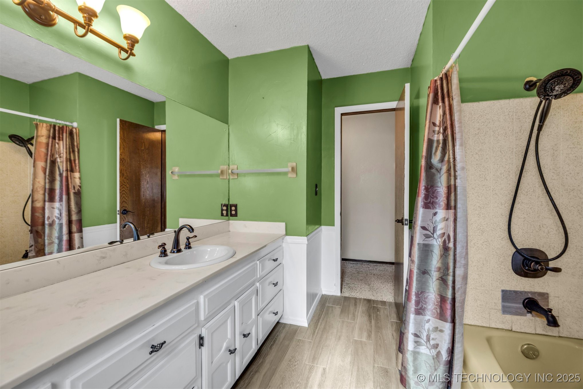 6717 S Oswego Avenue Tulsa OK 74136