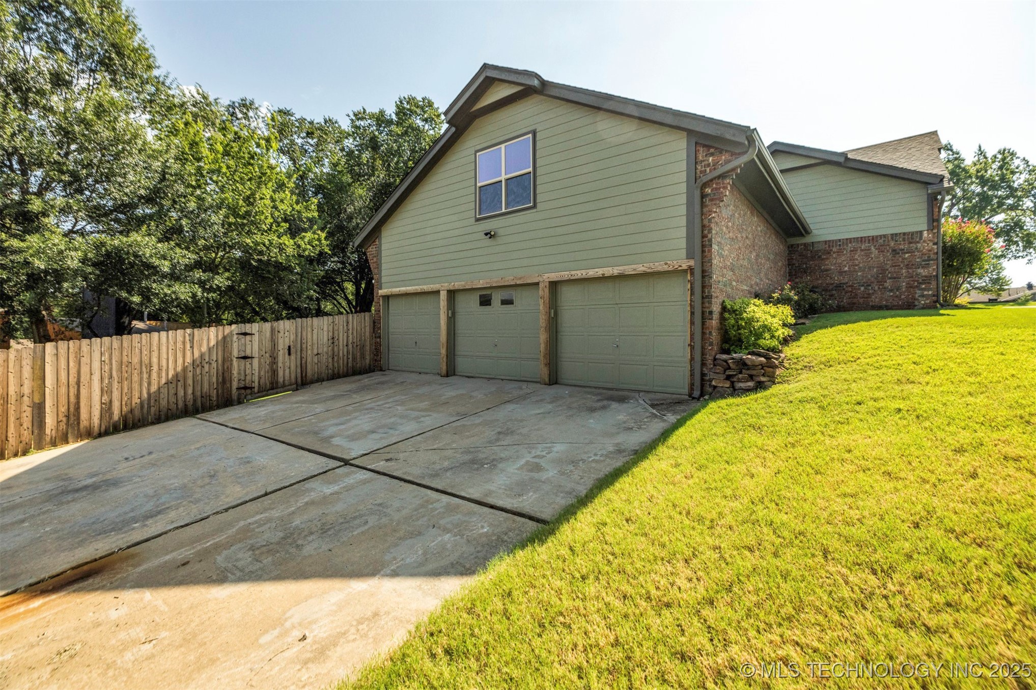 6717 S Oswego Avenue Tulsa OK 74136
