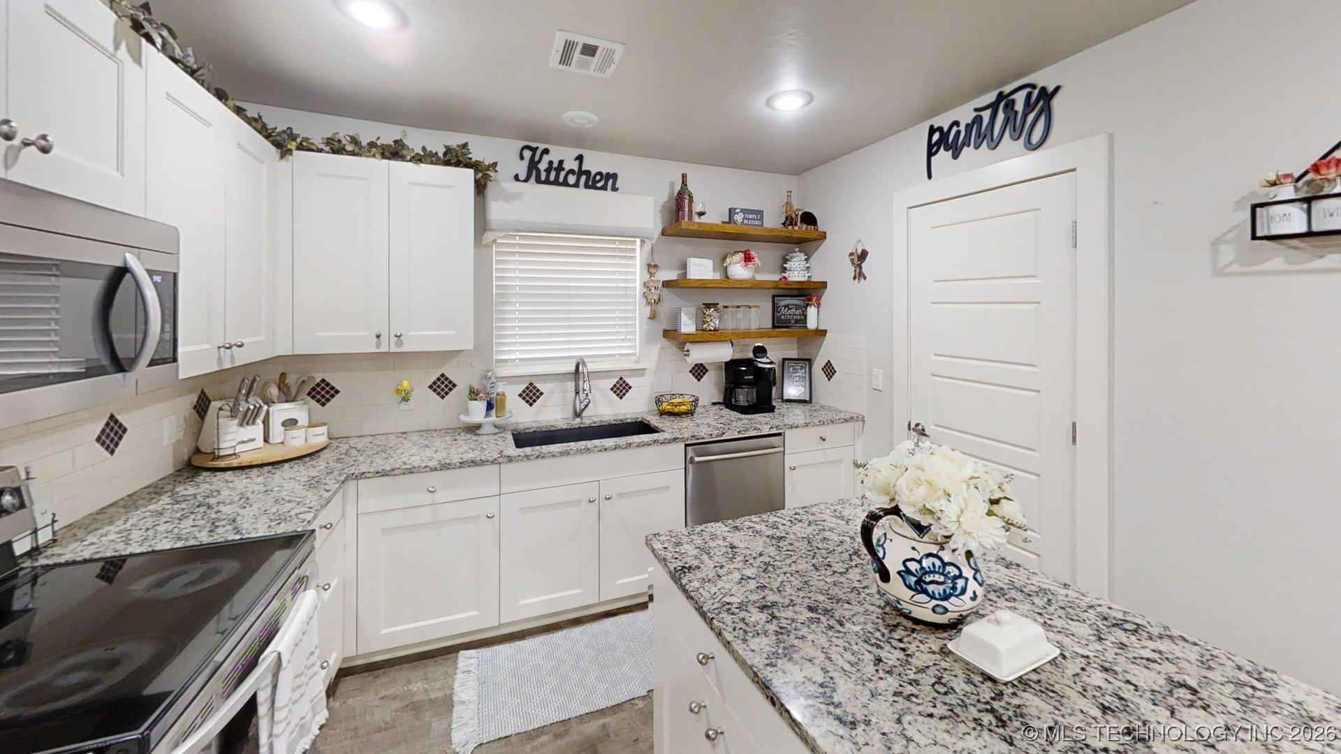 1812 Kendall Drive Ardmore OK 73401