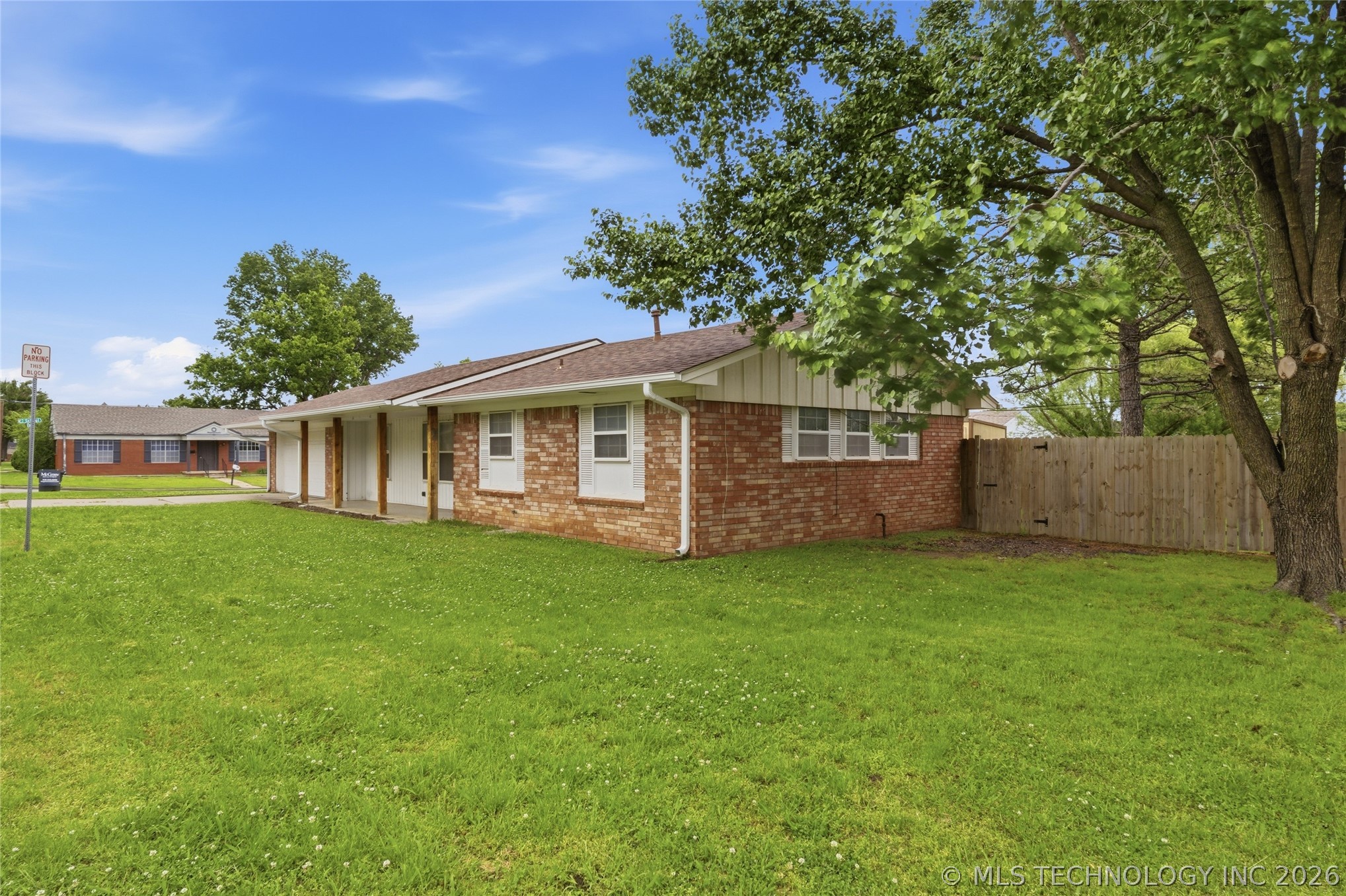 230 N Davis Avenue Claremore OK 74017
