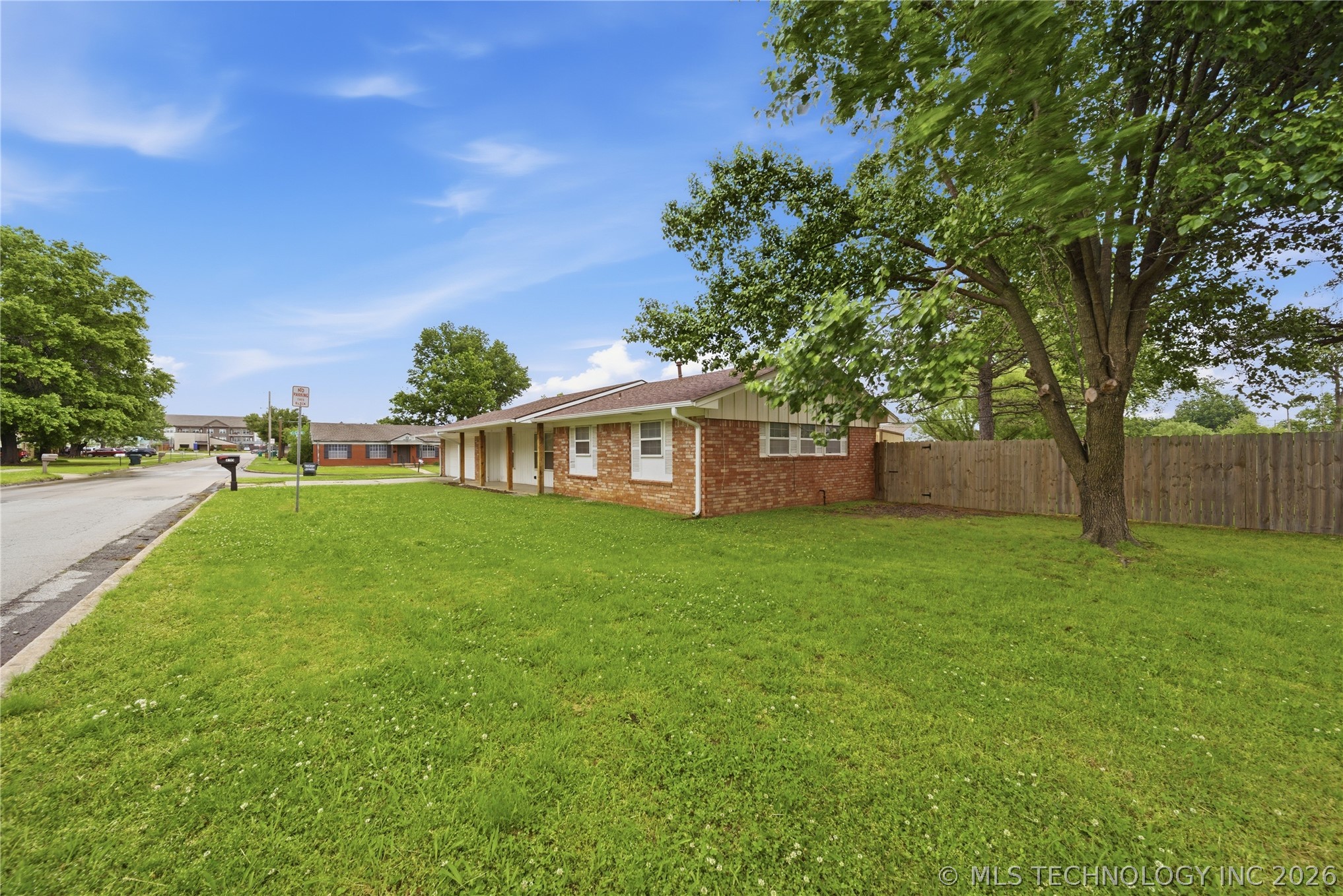 230 N Davis Avenue Claremore OK 74017