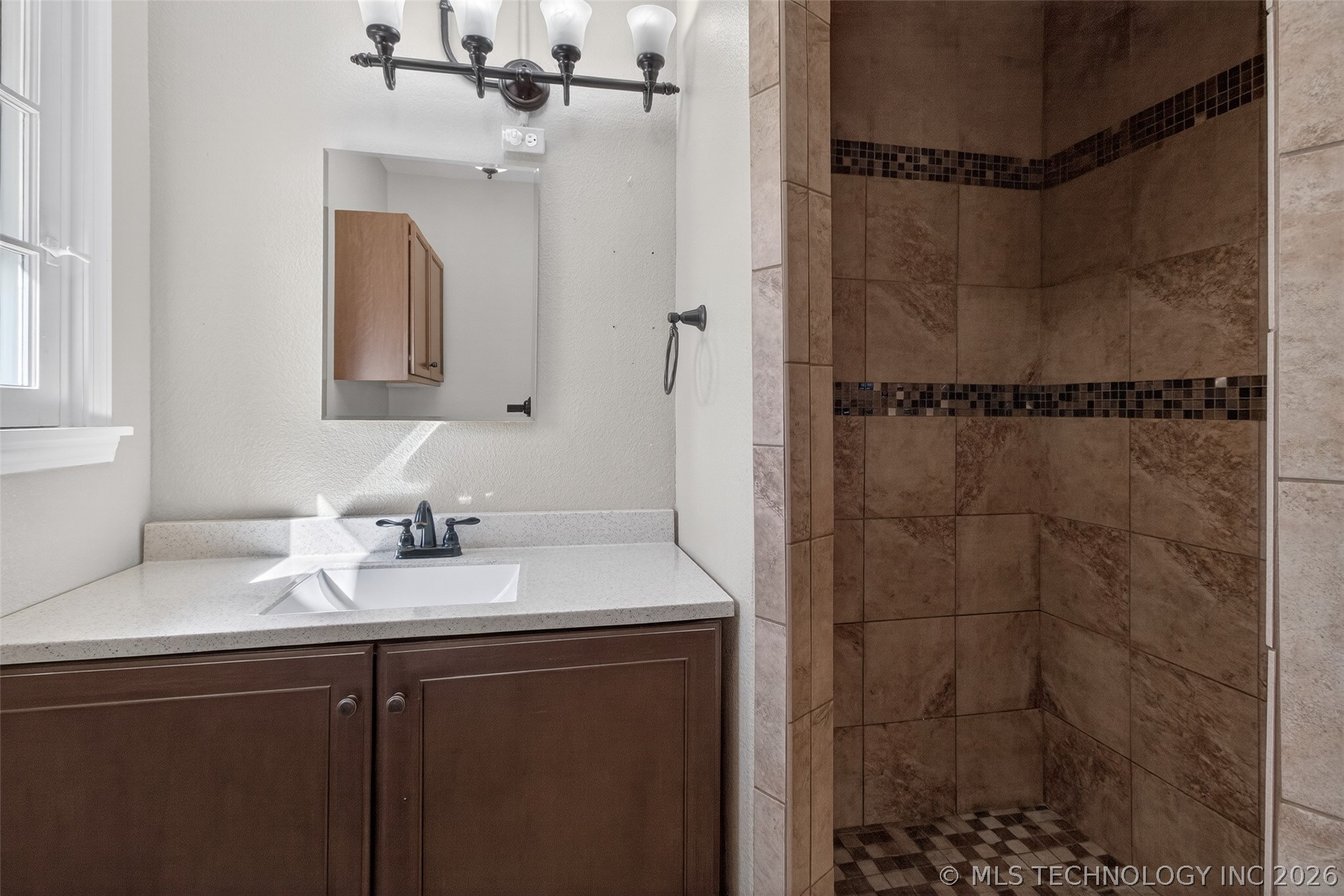 19104 S 4250 Road Claremore OK 74019
