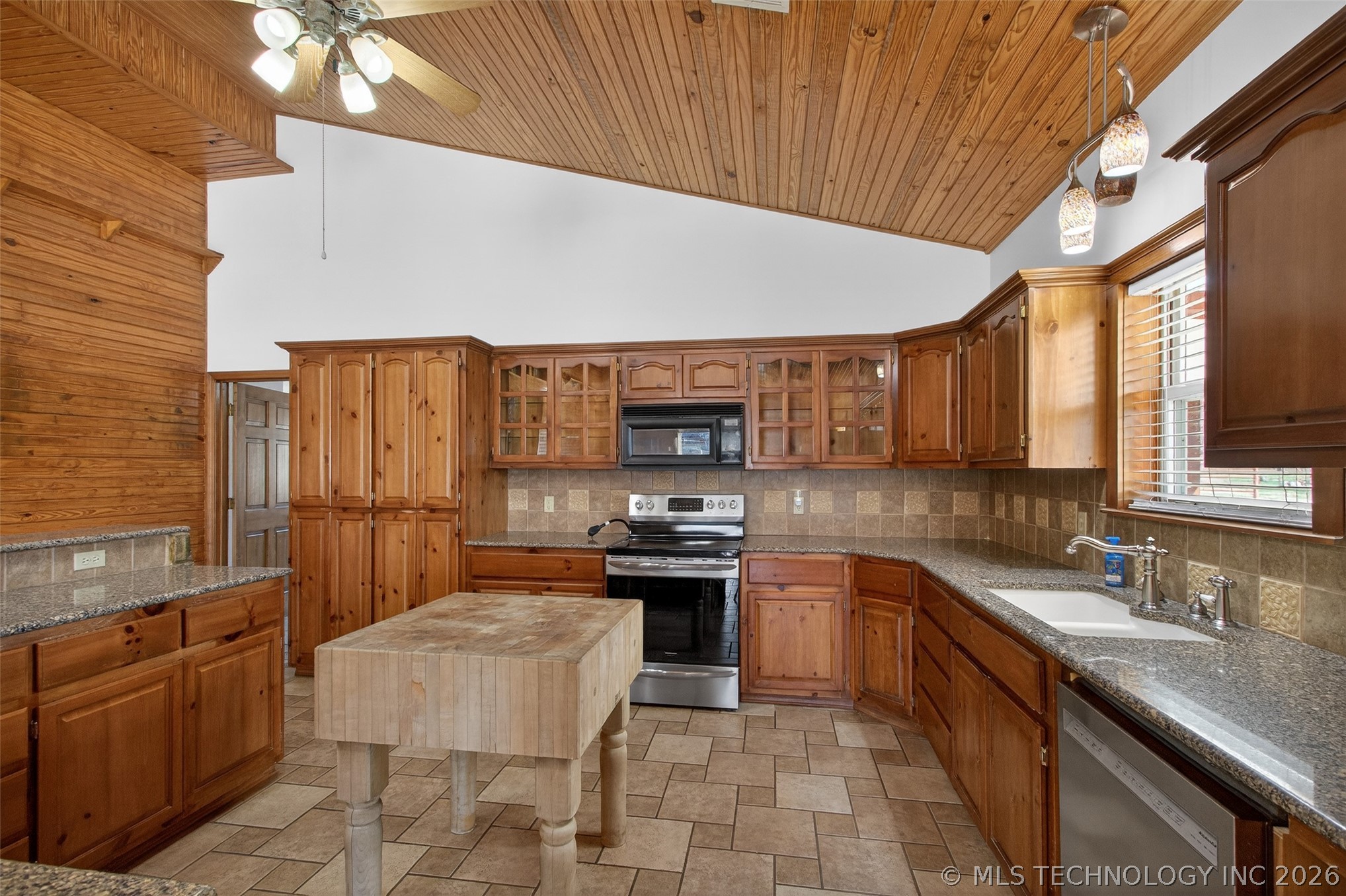 19104 S 4250 Road Claremore OK 74019