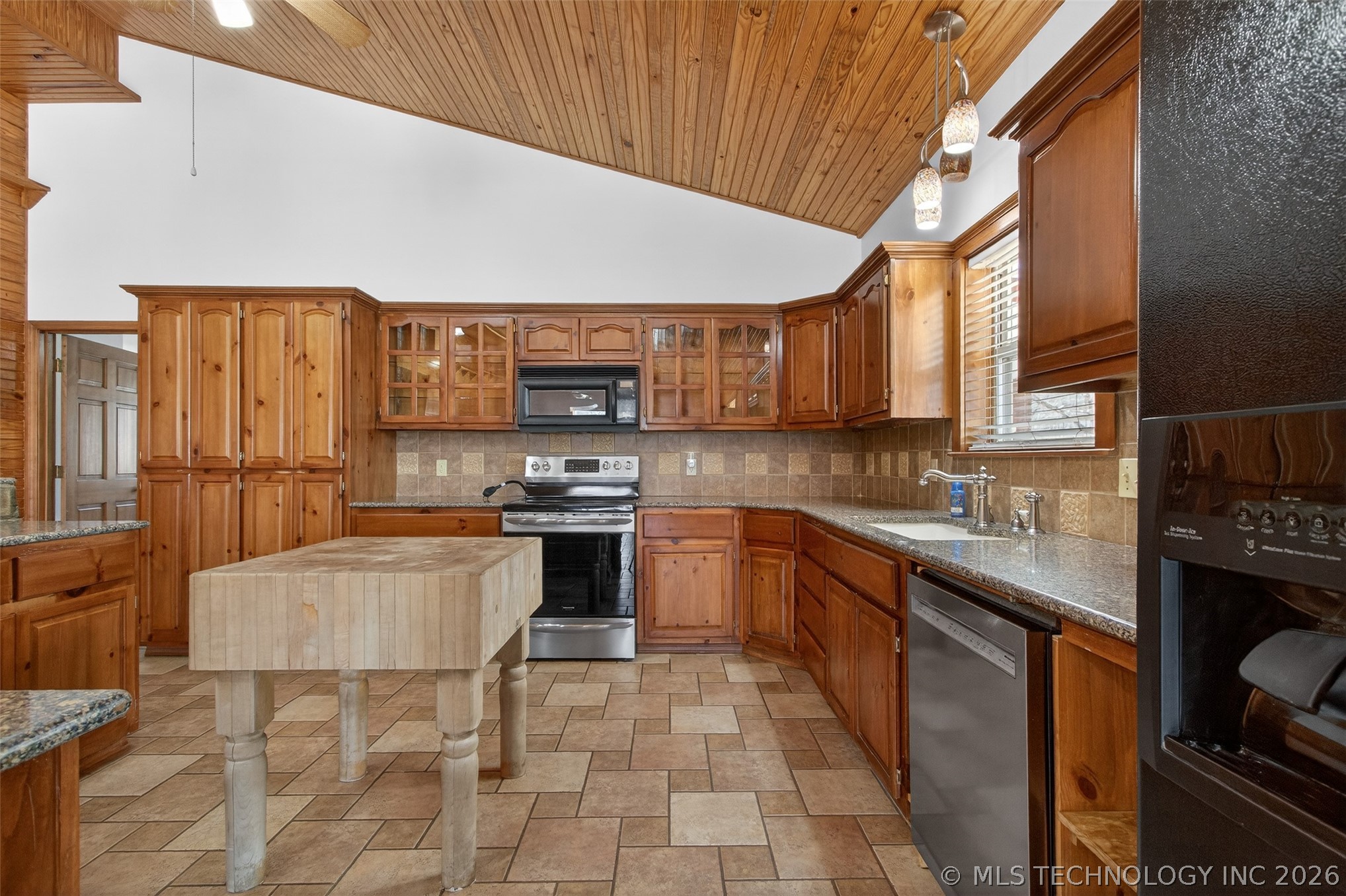 19104 S 4250 Road Claremore OK 74019