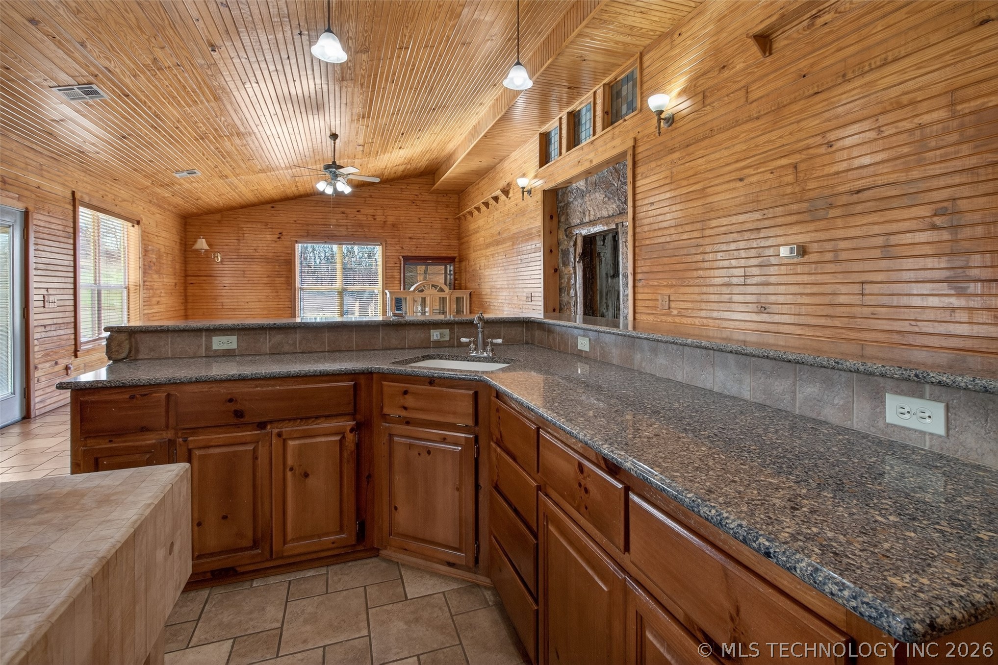 19104 S 4250 Road Claremore OK 74019
