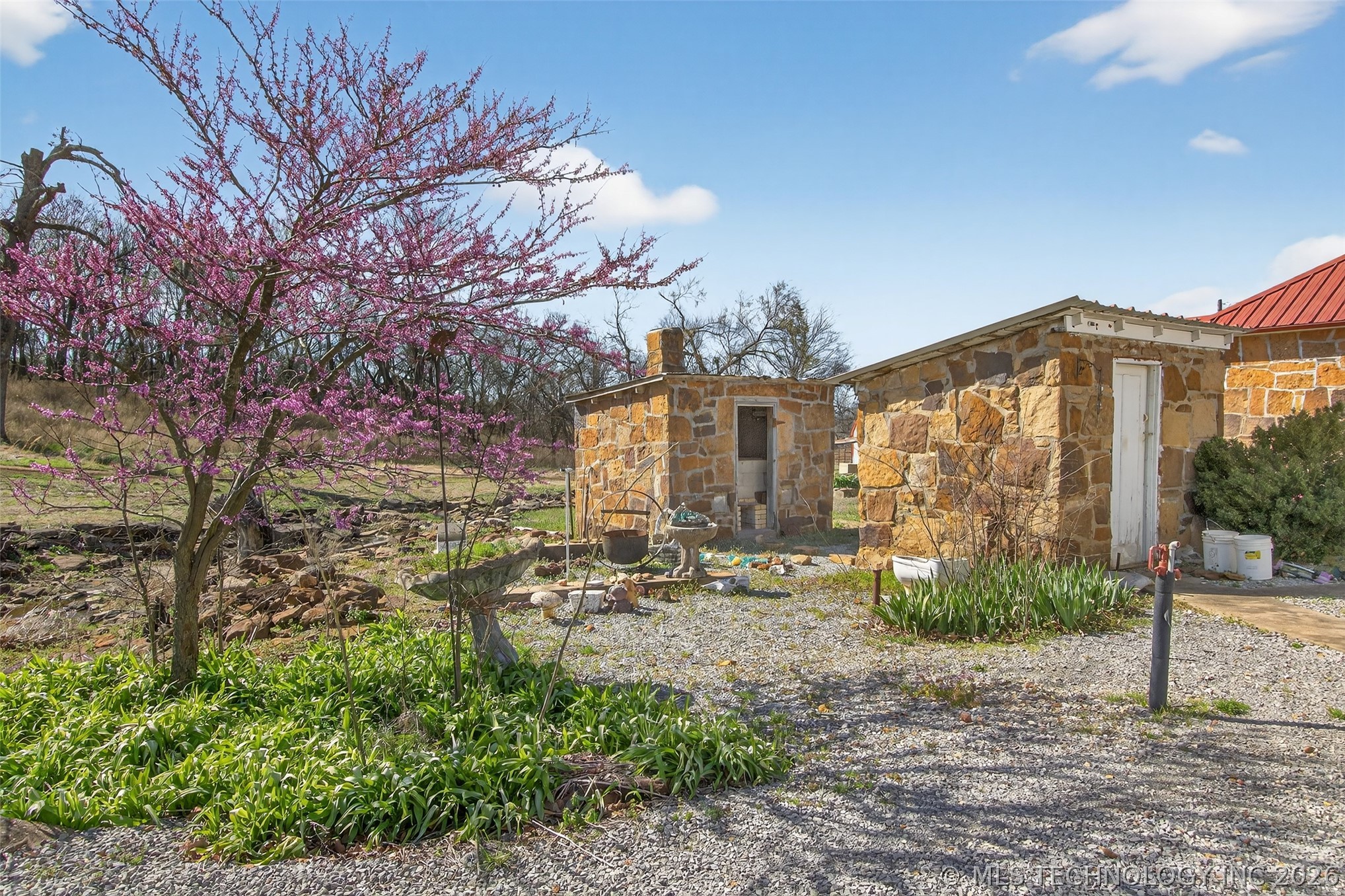 19104 S 4250 Road Claremore OK 74019