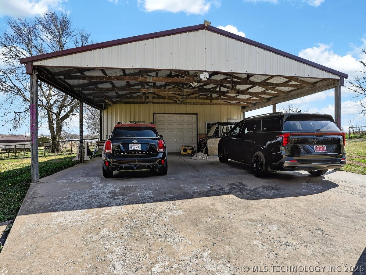 6261 S 444 Locust Grove OK 74352