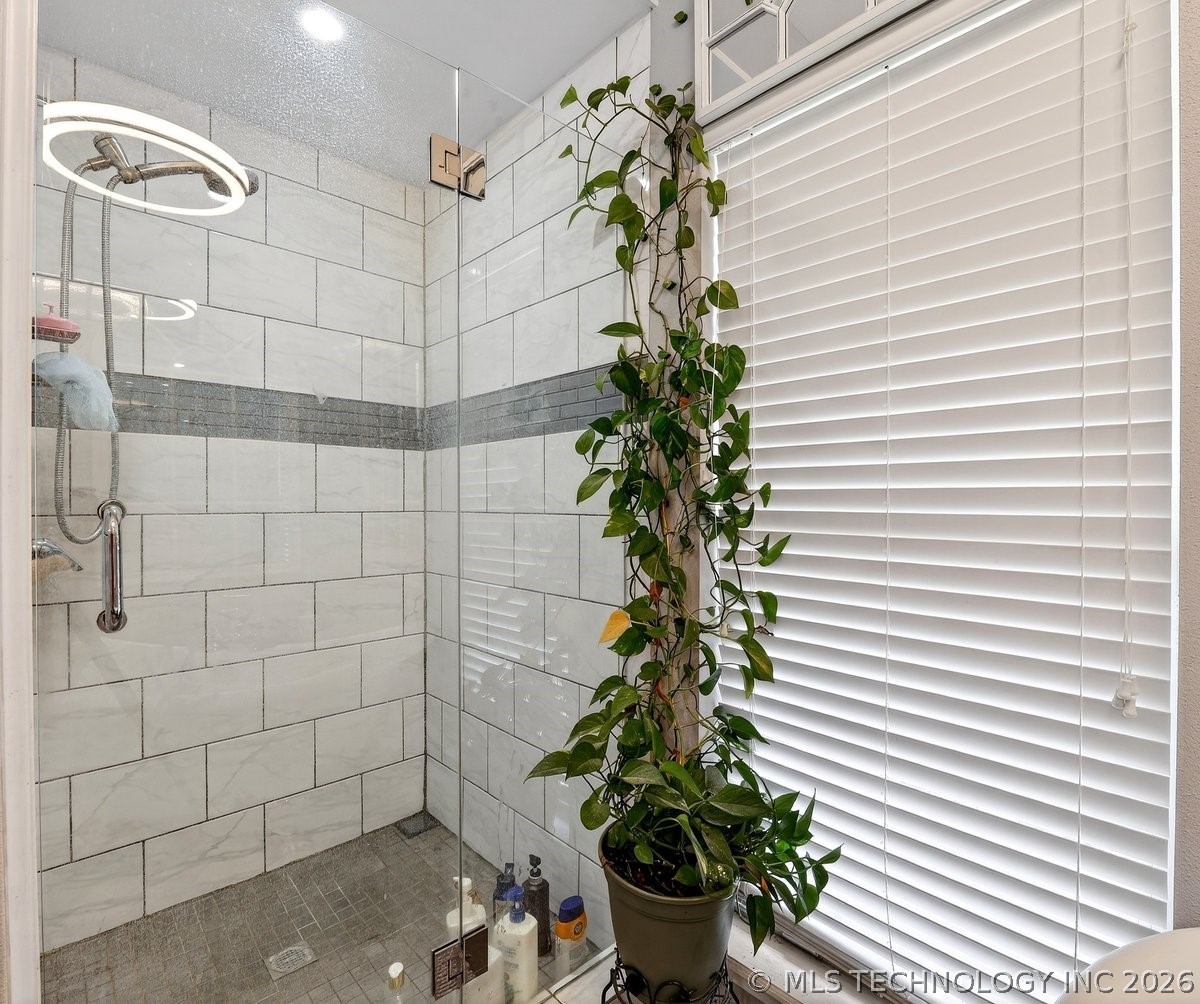 6261 S 444 Locust Grove OK 74352