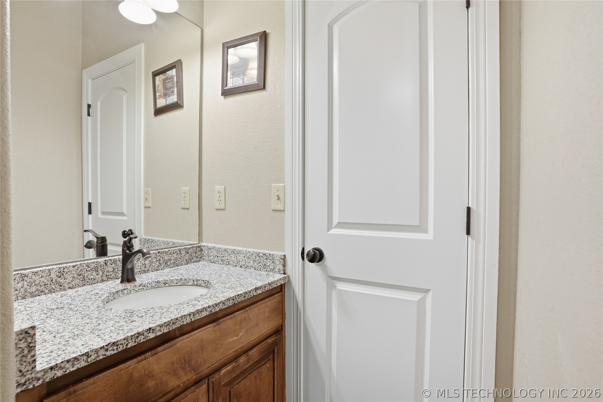 10305 E 94th Court Owasso OK 74055