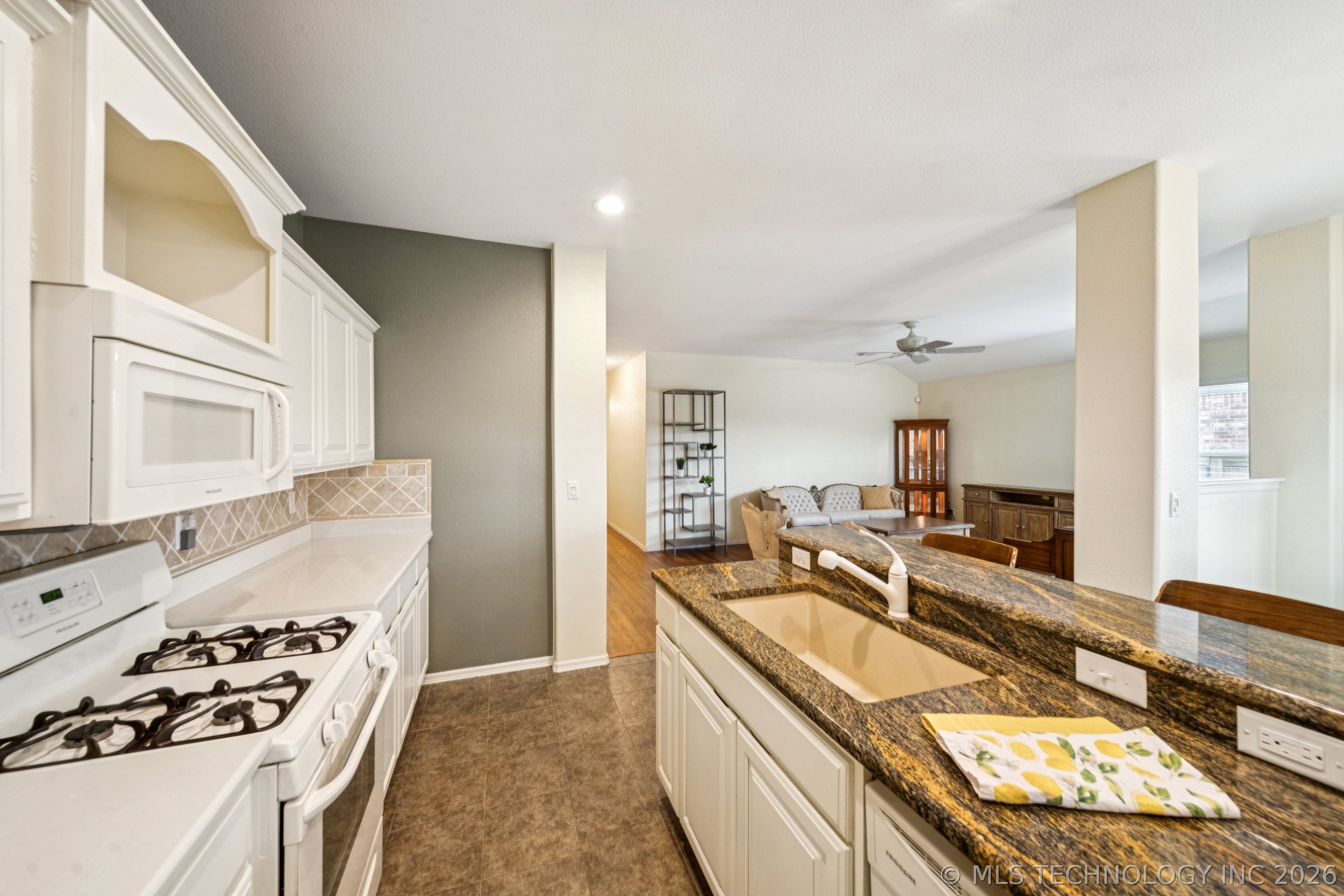 4114 S 181st Eastavenue Tulsa OK 74134