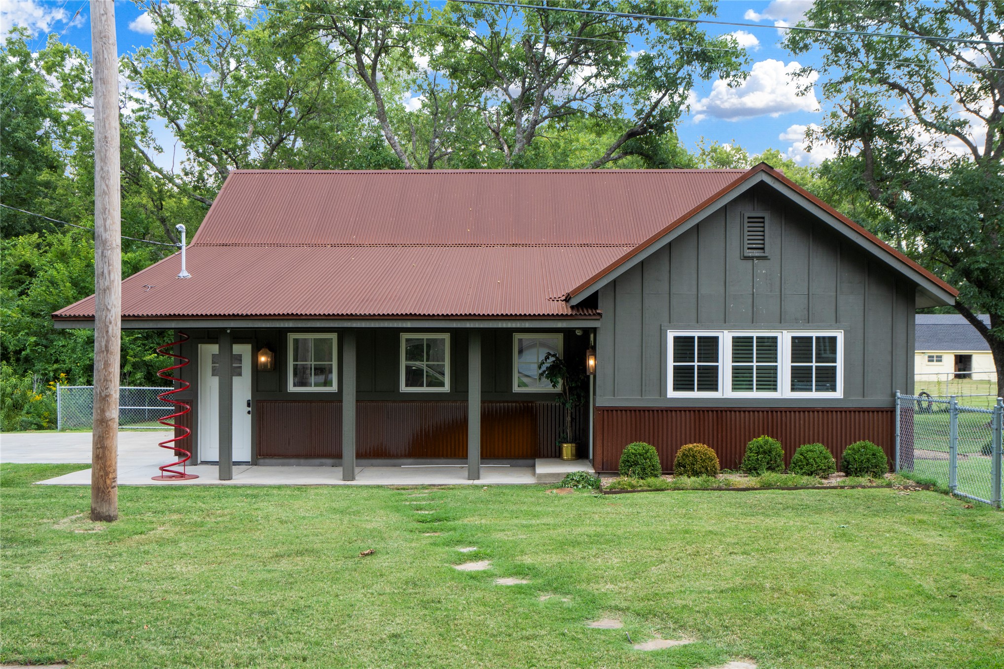 9402 E 16th Street Tulsa OK 74112