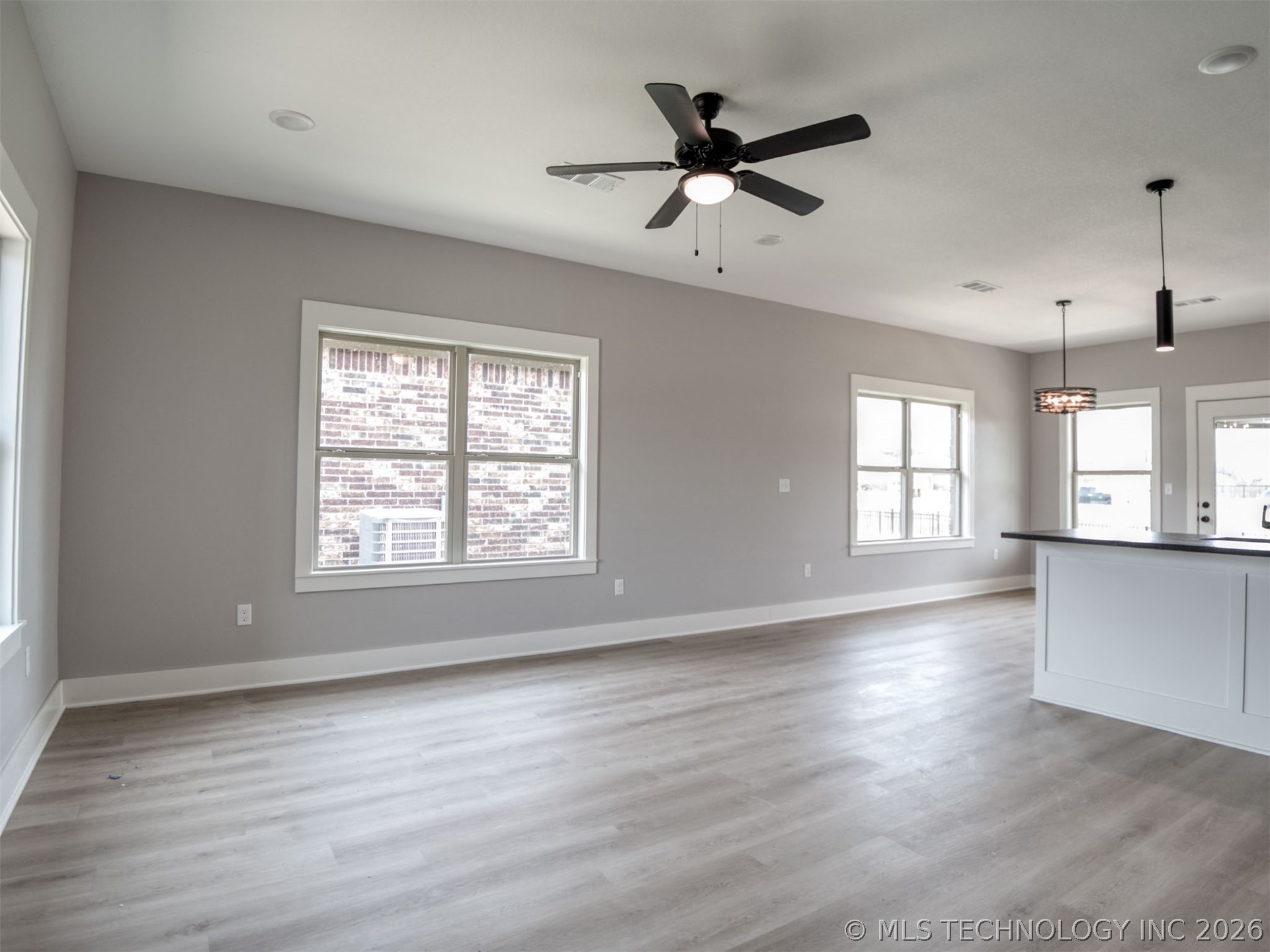 1190 Wild Indigo Circle Calera OK 74730