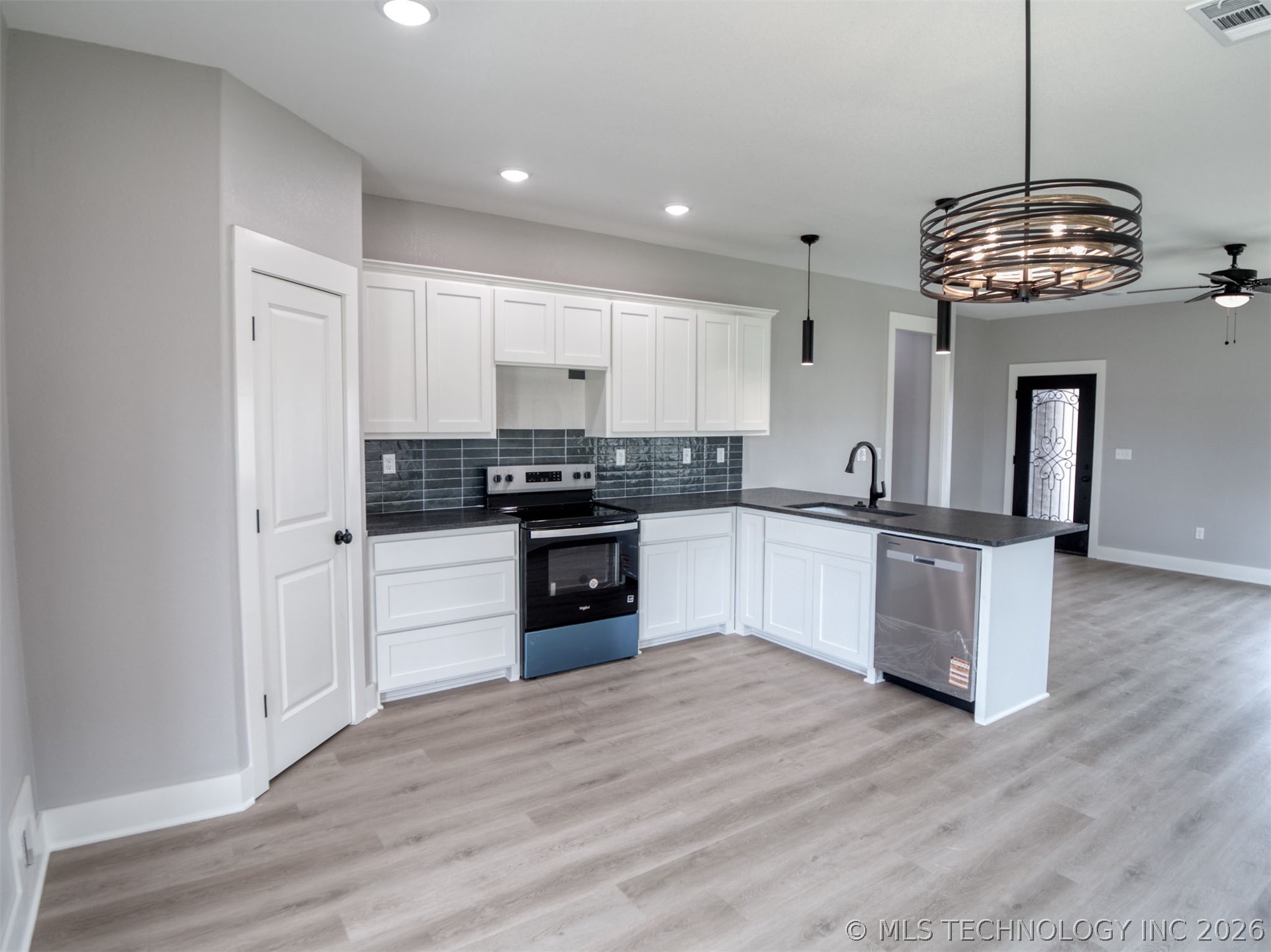 1190 Wild Indigo Circle Calera OK 74730