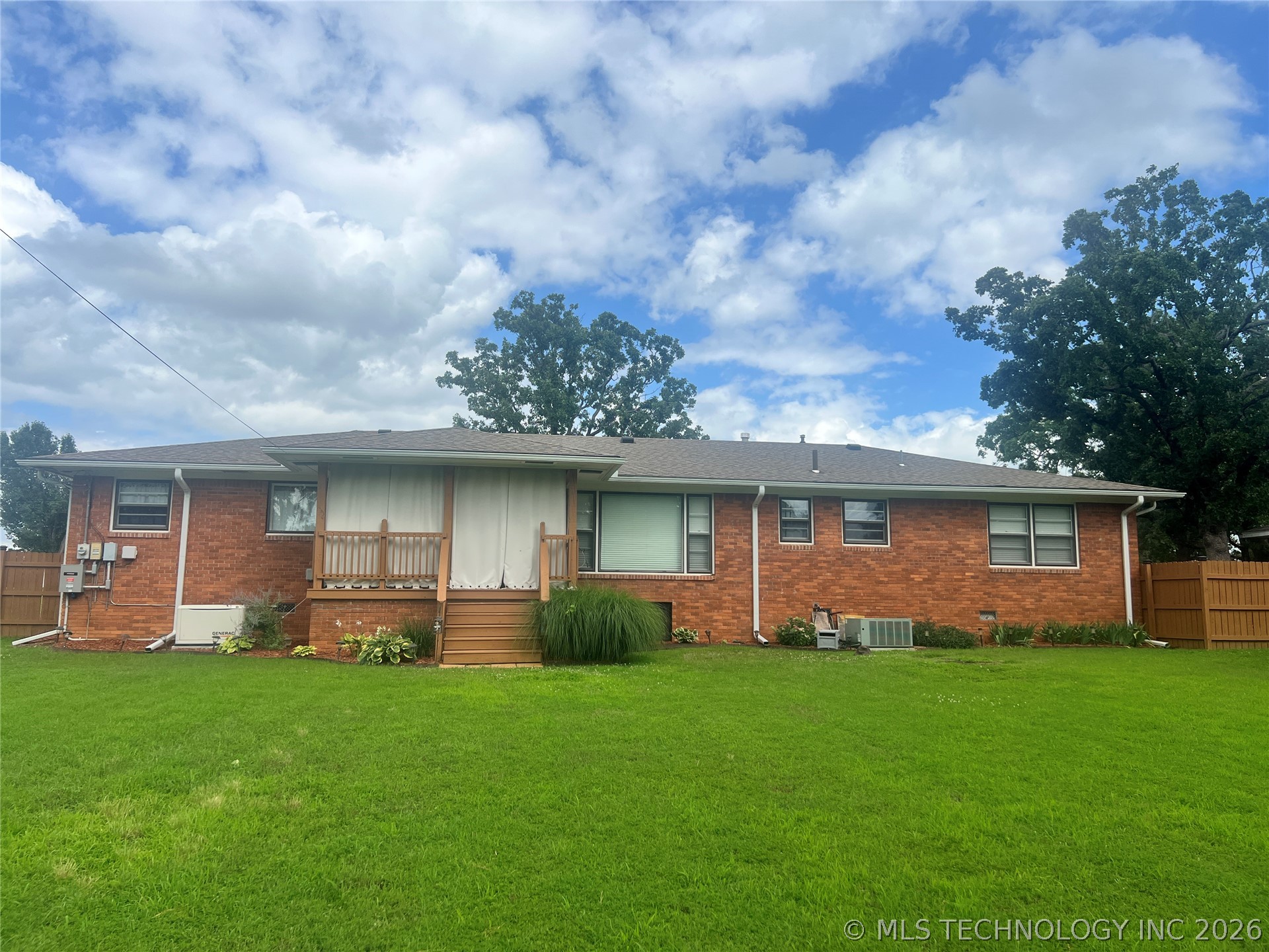1221 Country Club Mcalester OK 74501