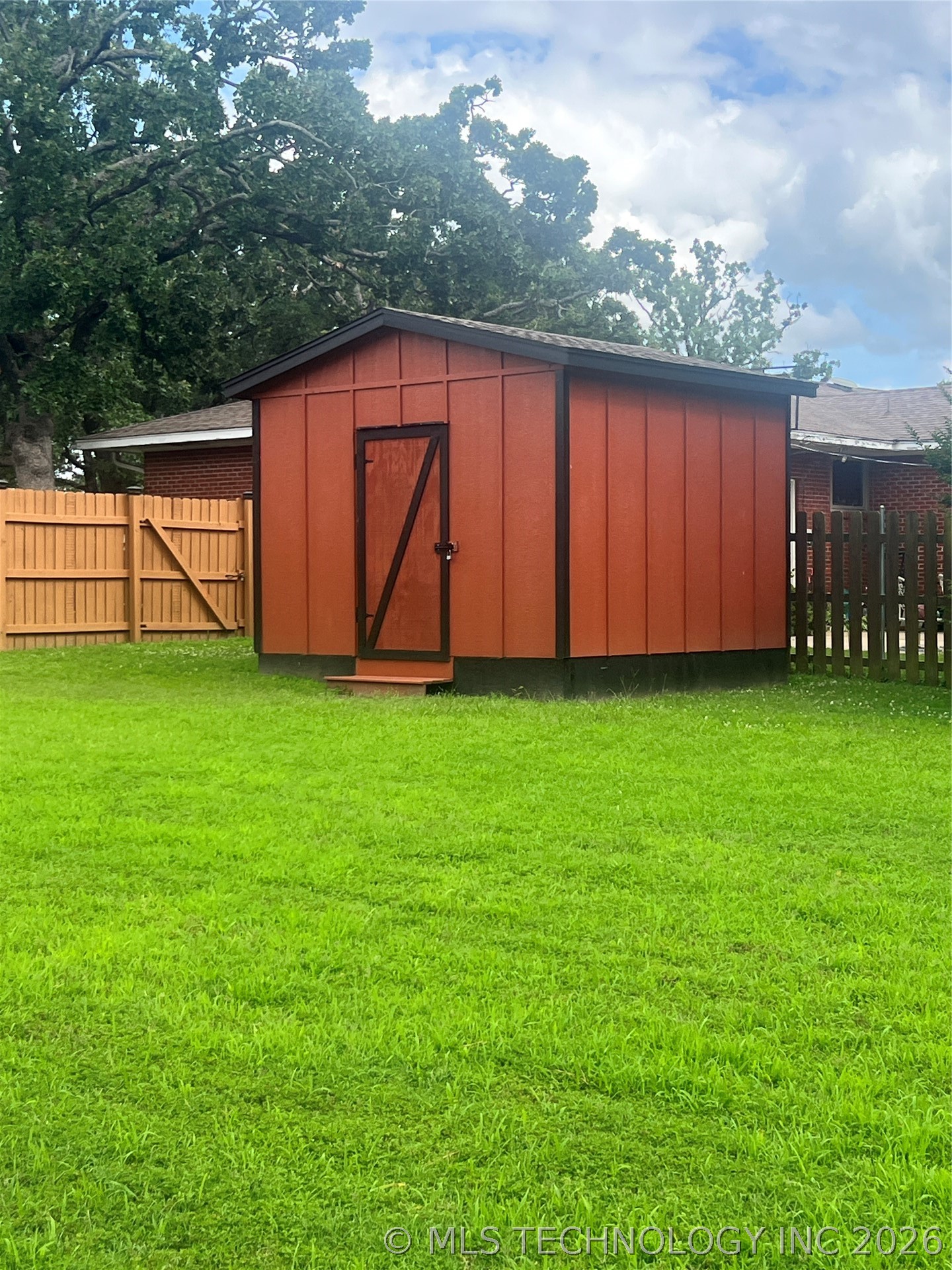 1221 Country Club Mcalester OK 74501
