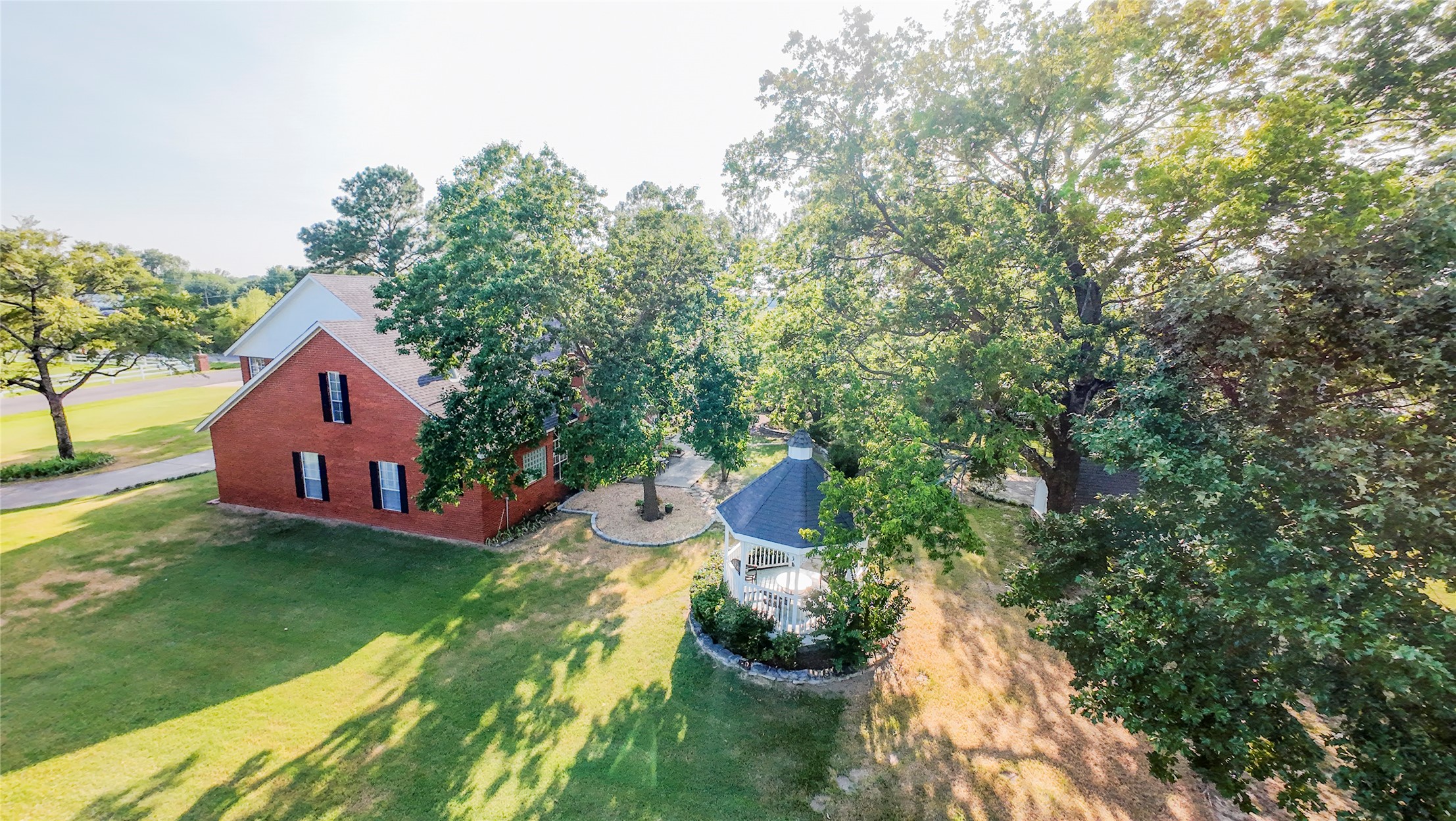 1404 Saddle Brook Drive Fort Gibson OK 74434