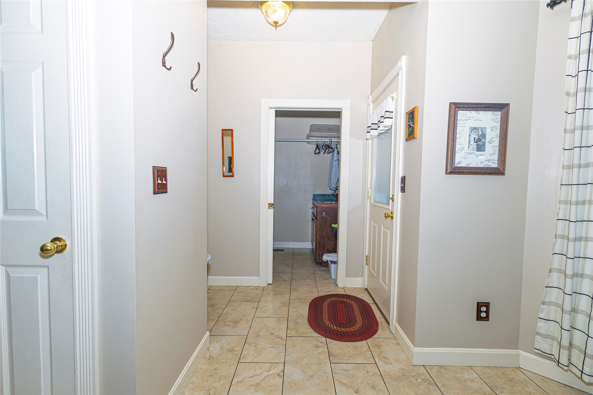 1404 Saddle Brook Drive Fort Gibson OK 74434
