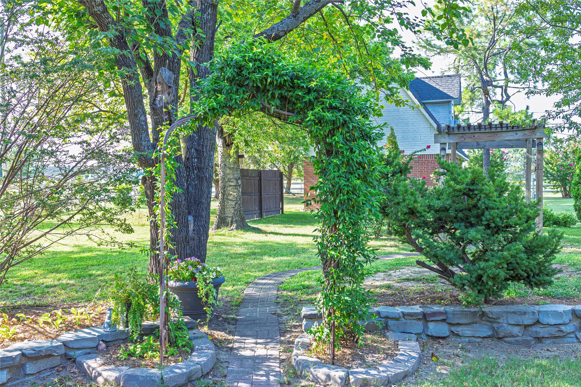 1404 Saddle Brook Drive Fort Gibson OK 74434