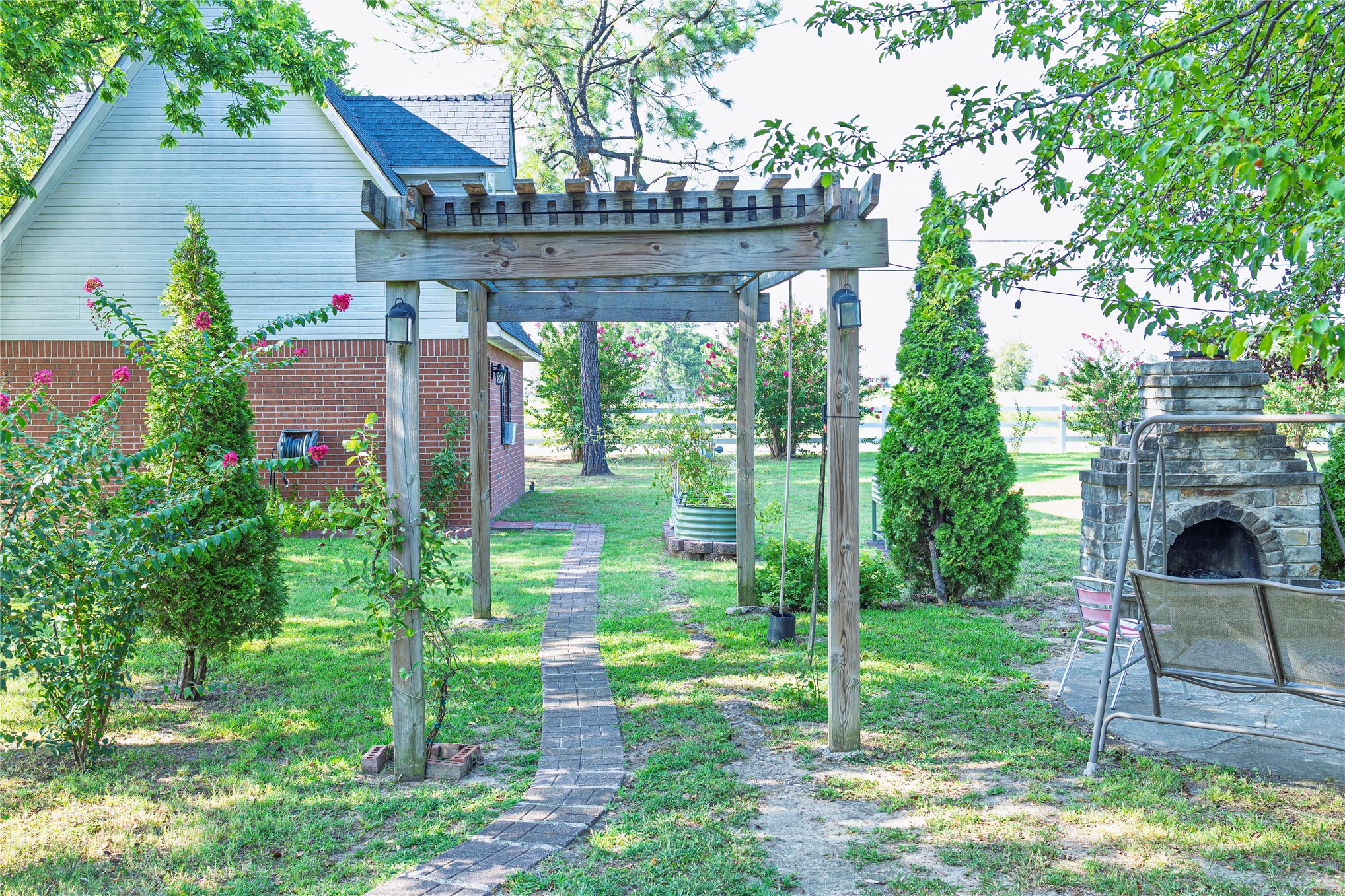 1404 Saddle Brook Drive Fort Gibson OK 74434