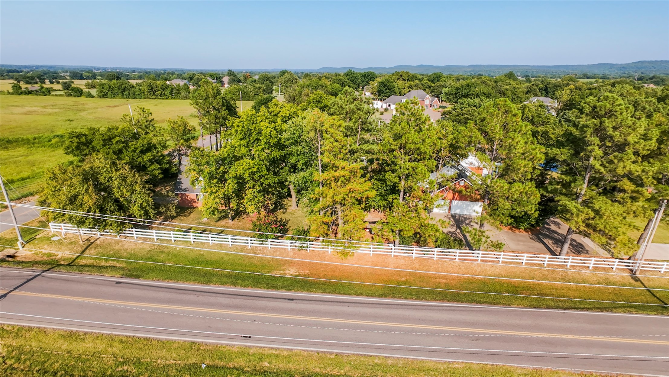 1404 Saddle Brook Drive Fort Gibson OK 74434