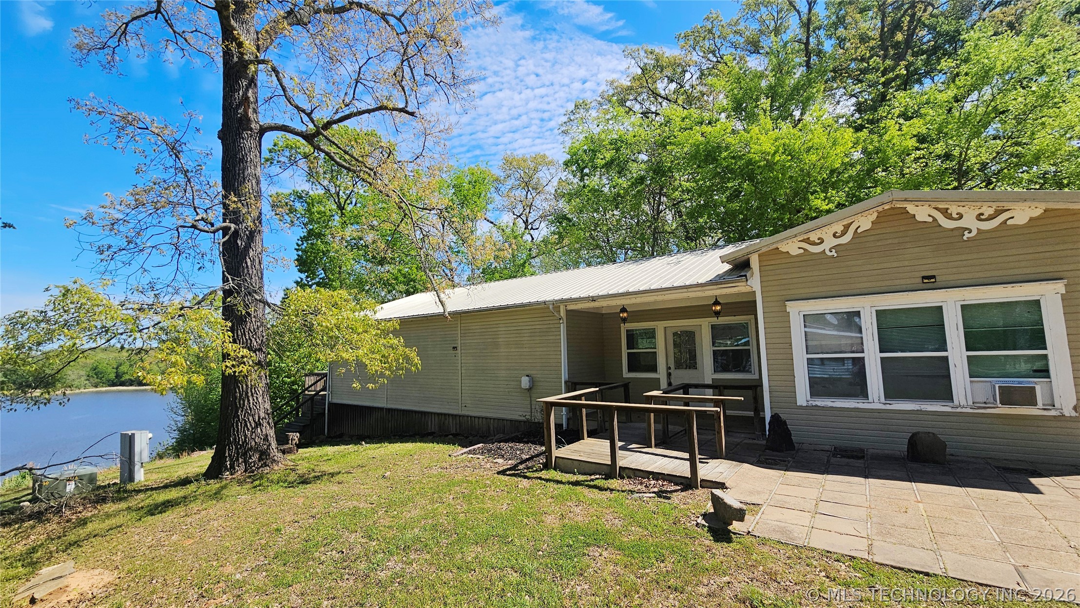 3905 Holiday Acres Drive Fort Towson OK 74735