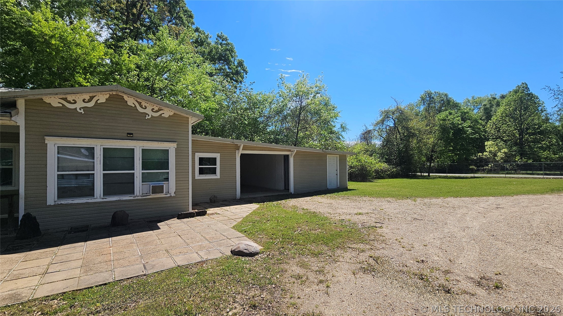 3905 Holiday Acres Drive Fort Towson OK 74735
