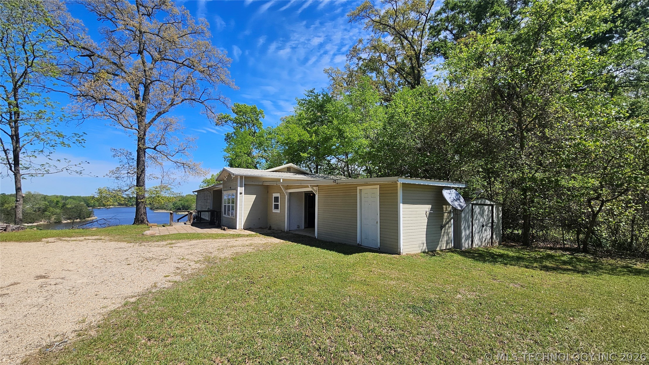 3905 Holiday Acres Drive Fort Towson OK 74735