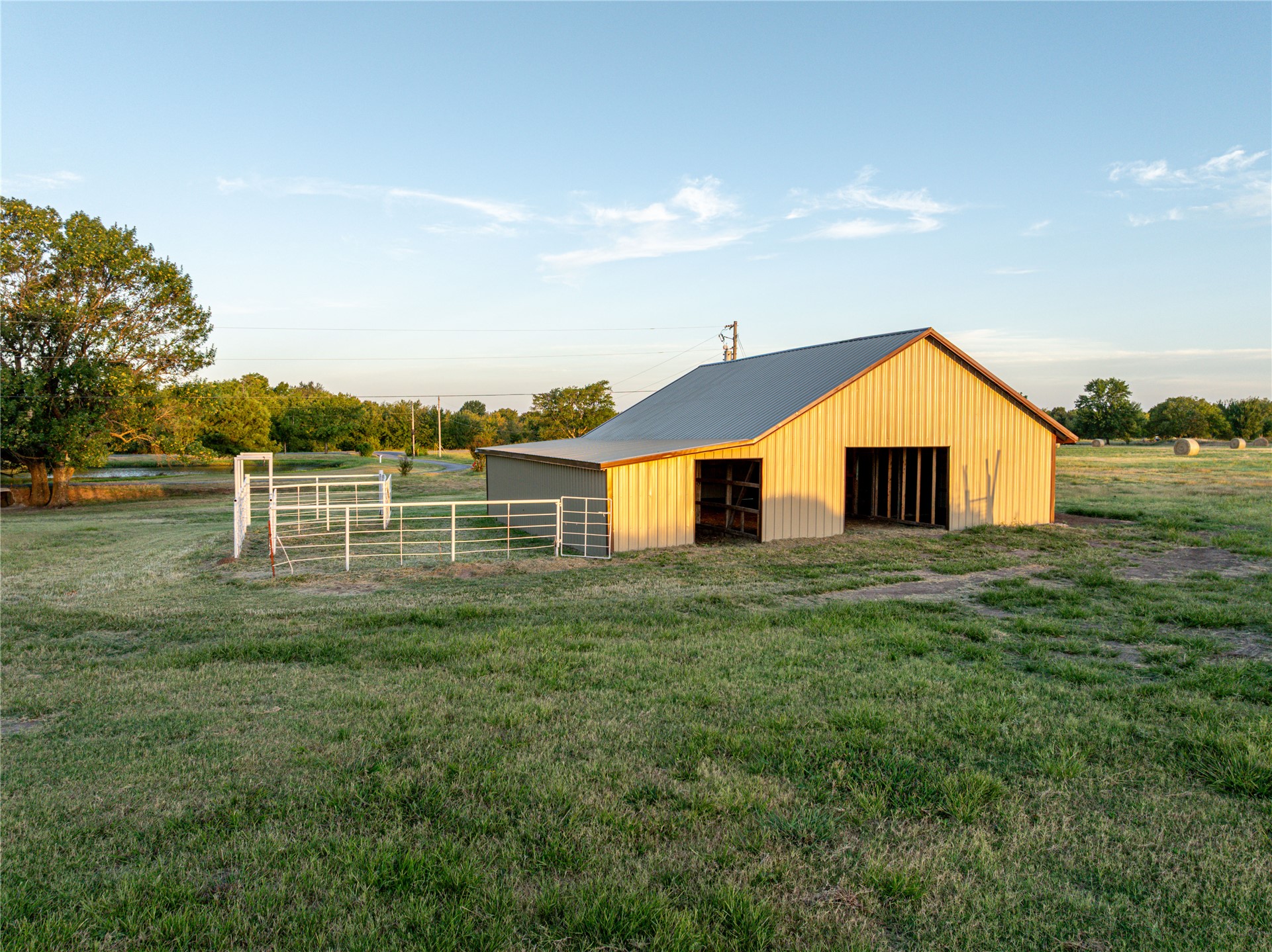 18760 Highway 52 Highway Morris OK 74445