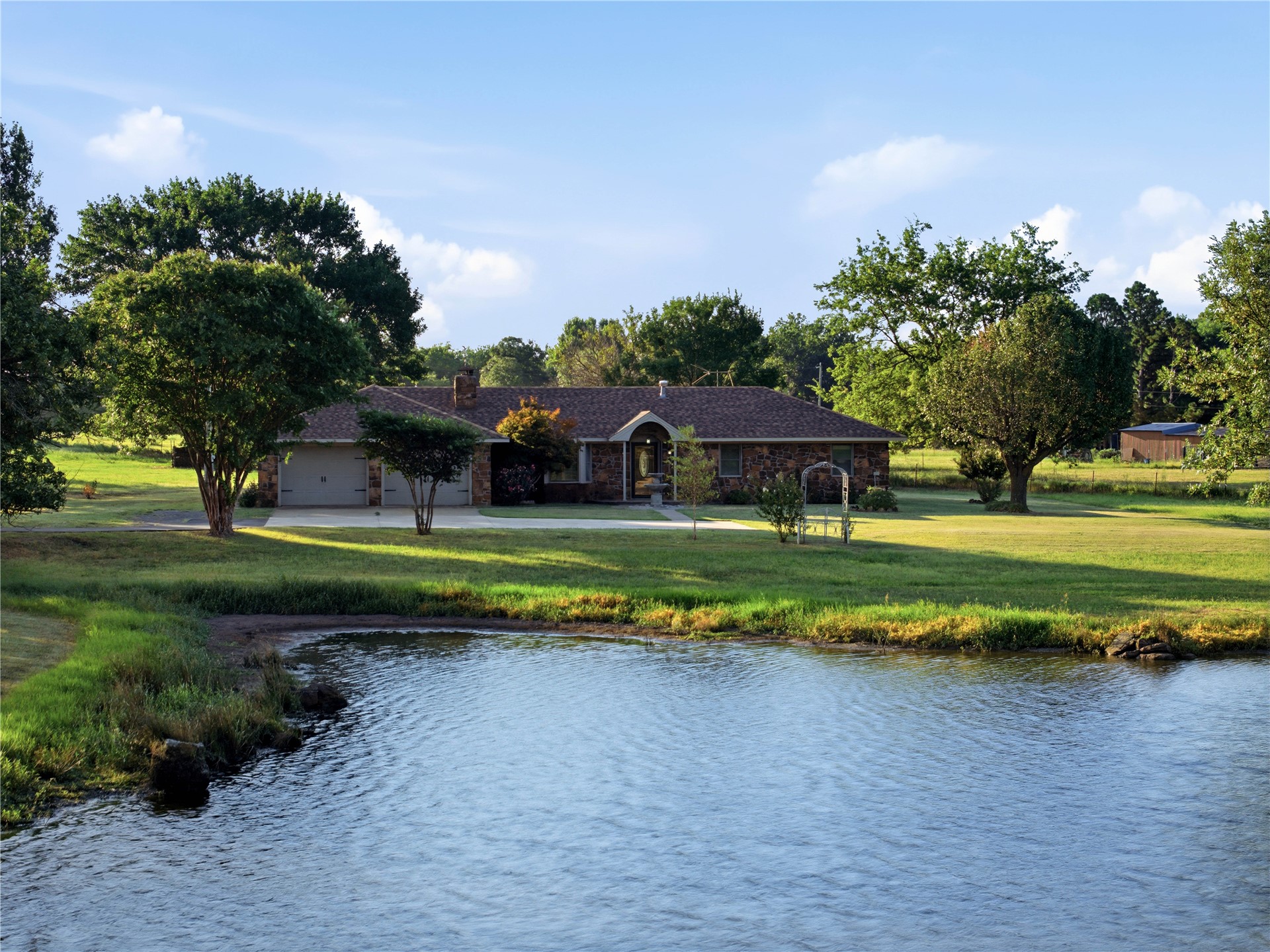 18760 Highway 52 Highway Morris OK 74445