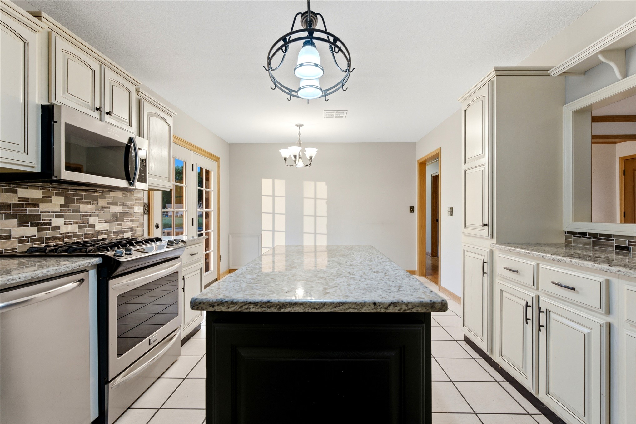 18760 Highway 52 Highway Morris OK 74445
