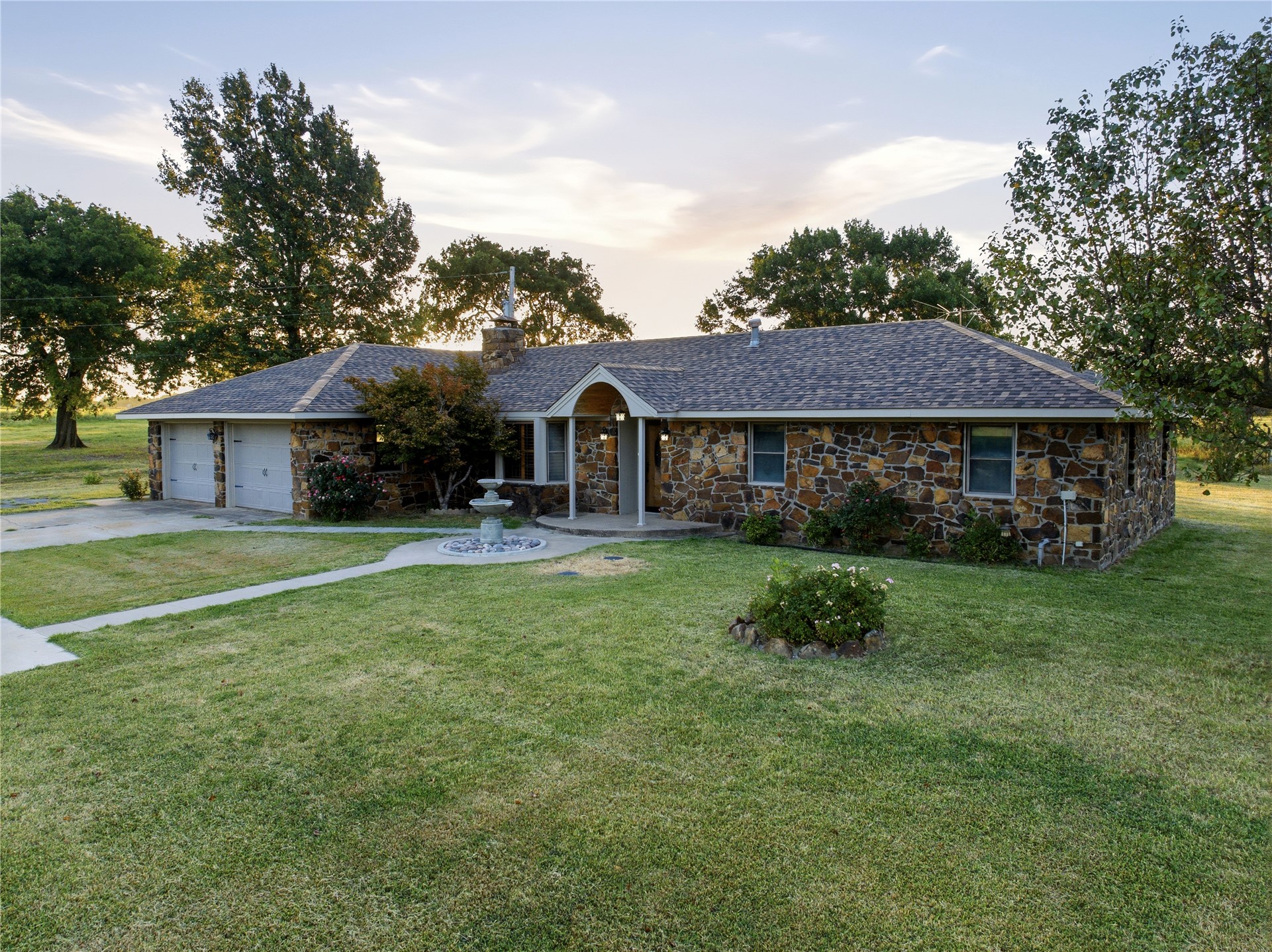 18760 Highway 52 Highway Morris OK 74445