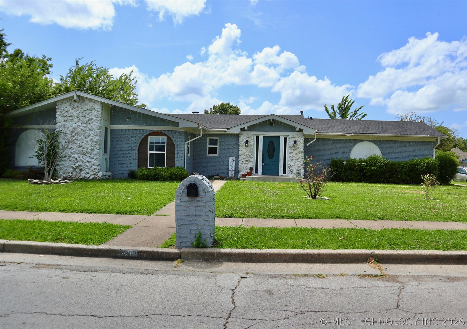 2706 S 104th Eastavenue Tulsa OK 74129