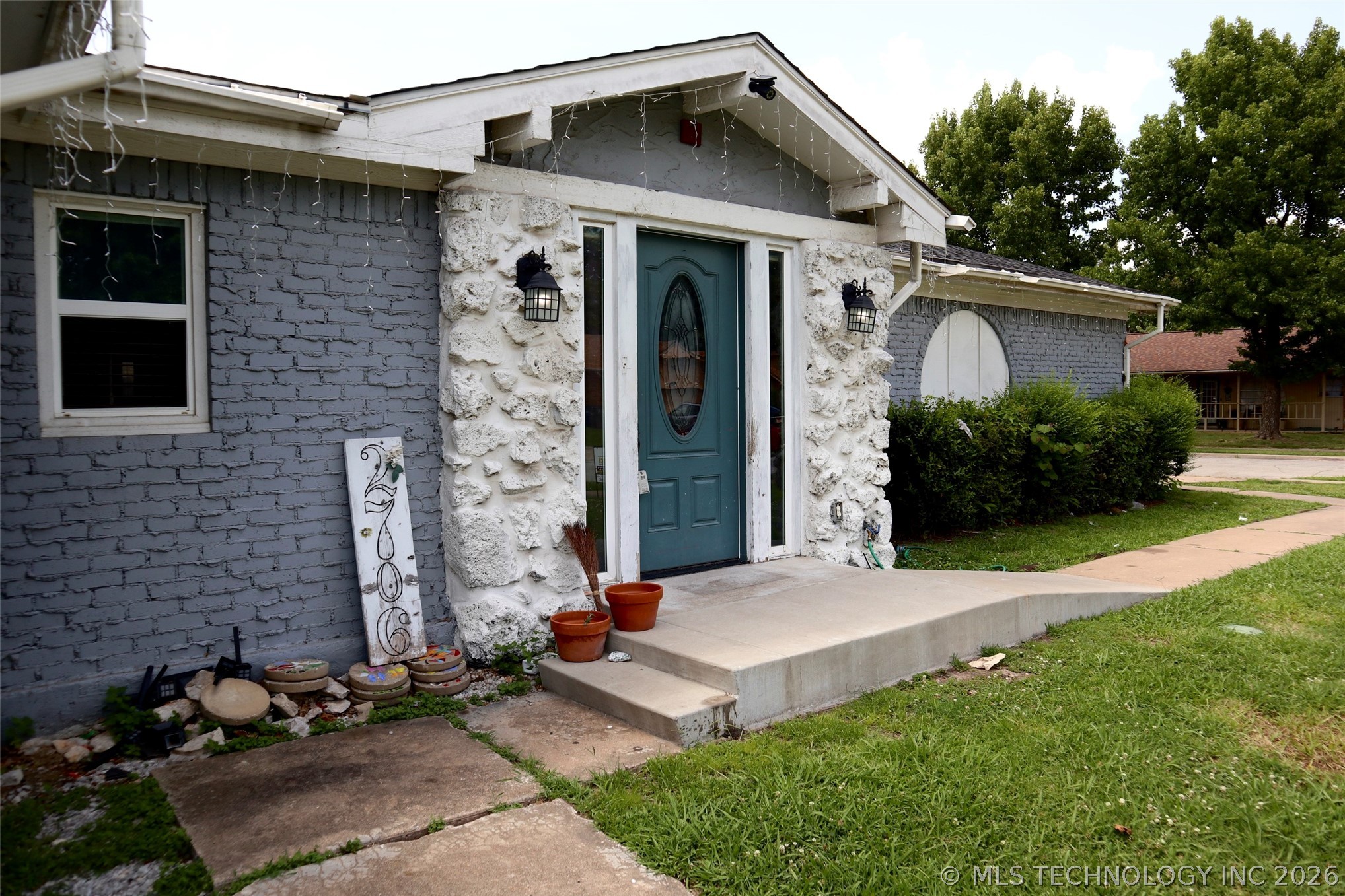 2706 S 104th Eastavenue Tulsa OK 74129