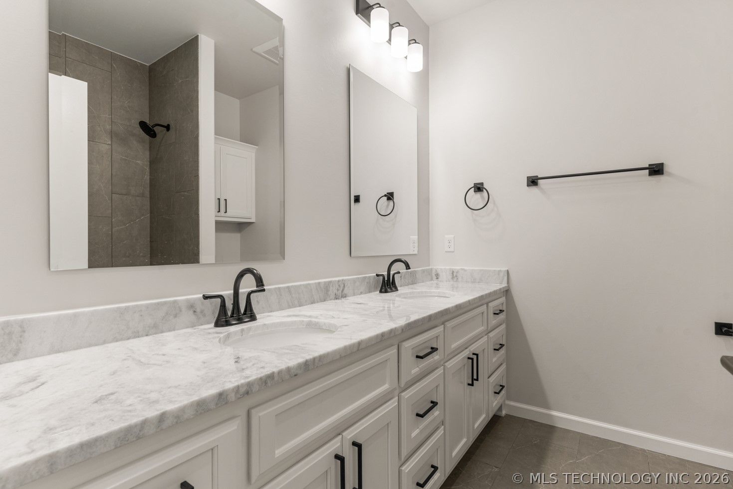 2513 W Twin Oaks Street Broken Arrow OK 74012