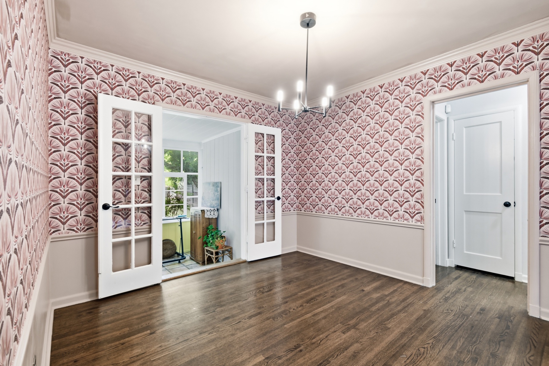 2413 E 19th Street Tulsa OK 74104