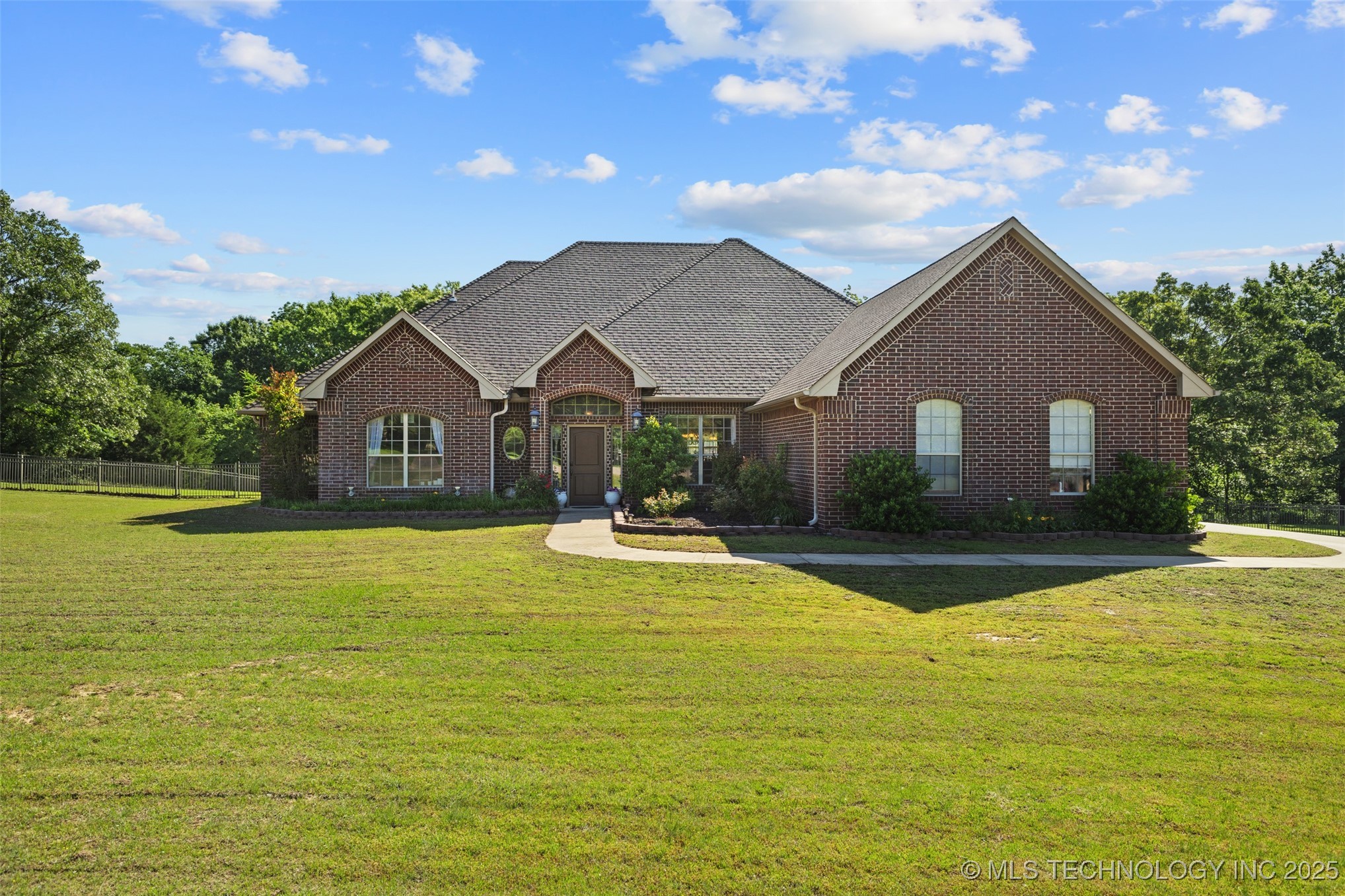15824 County Road 3581 Ada OK 74820