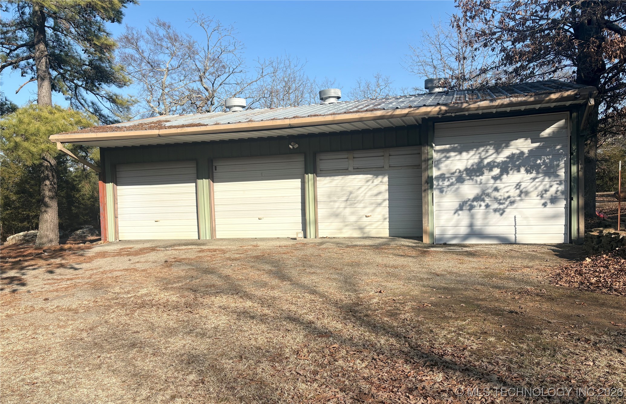 979 County Line Road Eufaula OK 74432