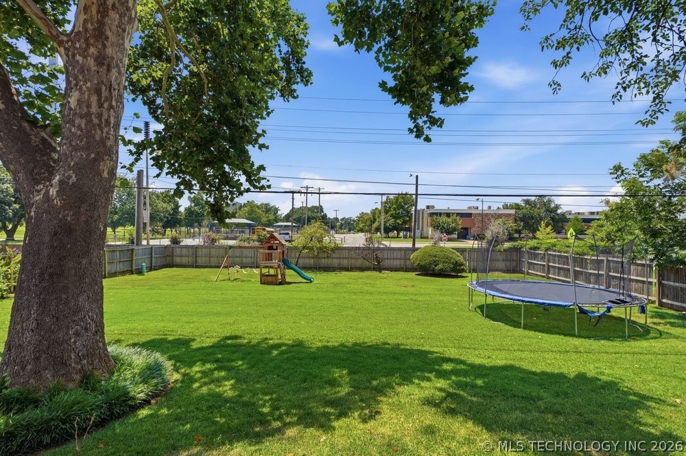 5860 S Hudson Place Tulsa OK 74135