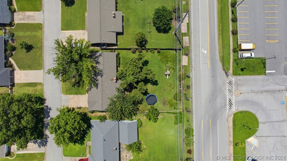 5860 S Hudson Place Tulsa OK 74135