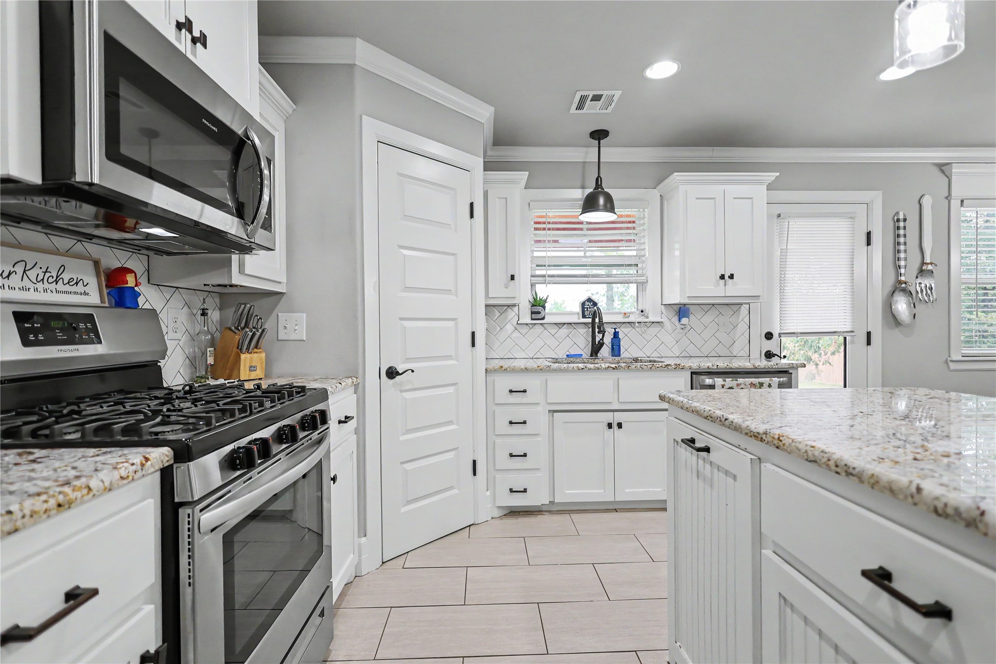 16168 Spring Meadow Drive Tahlequah OK 74464