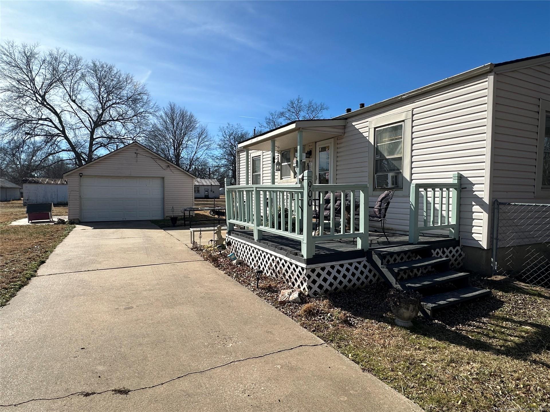 900 W 10th Street Okmulgee OK 74447