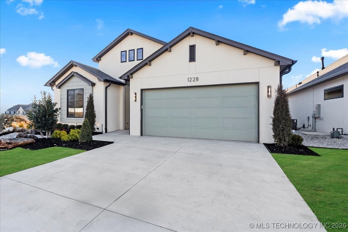 1228 N 72nd Street Broken Arrow OK 74014