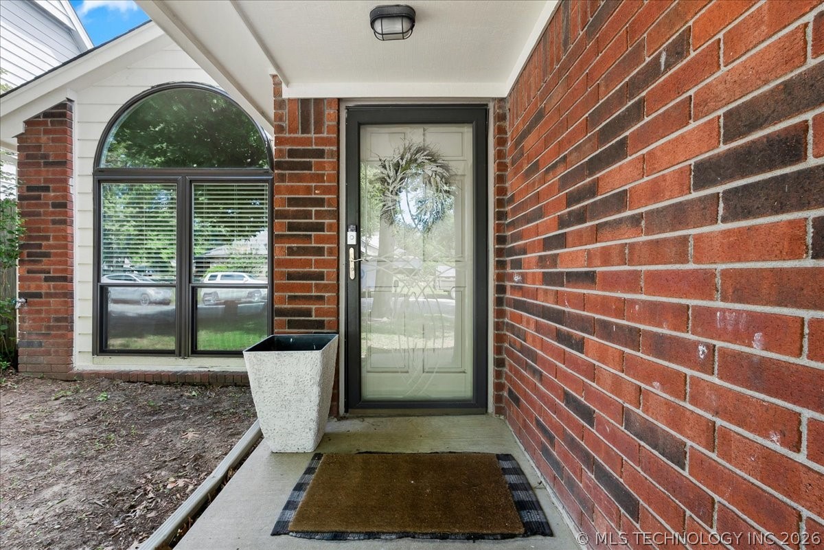 6211 S 28th Westavenue Tulsa OK 74132