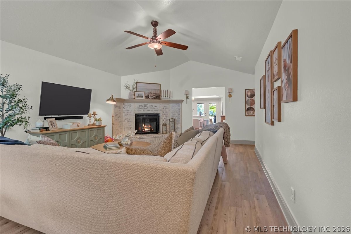 6211 S 28th Westavenue Tulsa OK 74132