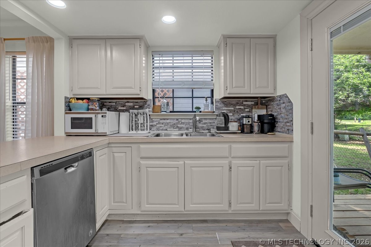 6211 S 28th Westavenue Tulsa OK 74132