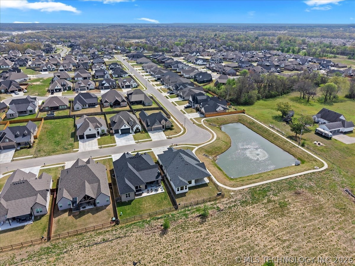 13722 S 20th Place E Bixby OK 74008
